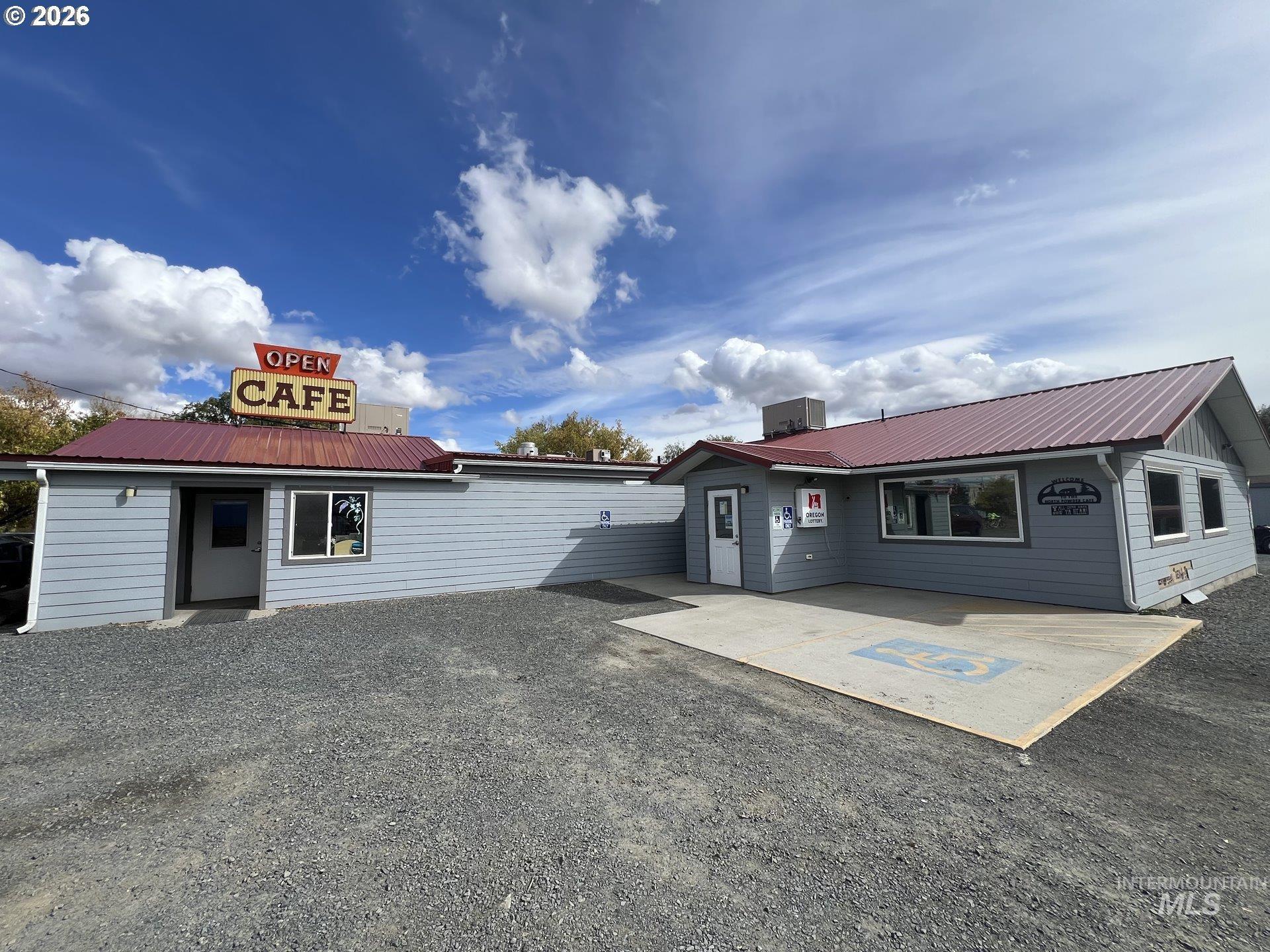 975 2nd St, North Powder OR 97867