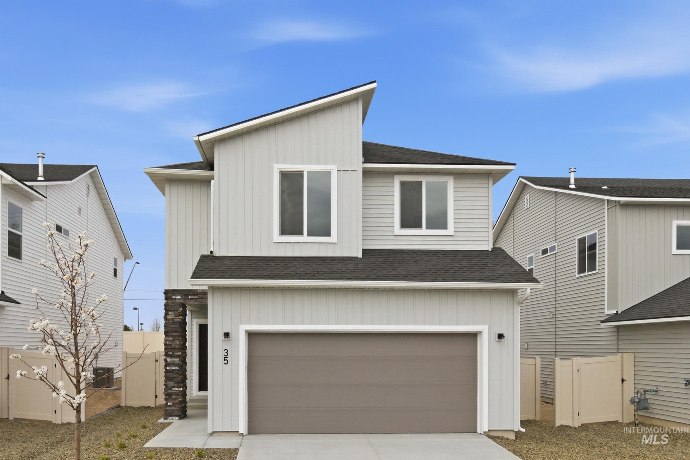 35 S Sweetgrass Ave, Nampa ID 83651