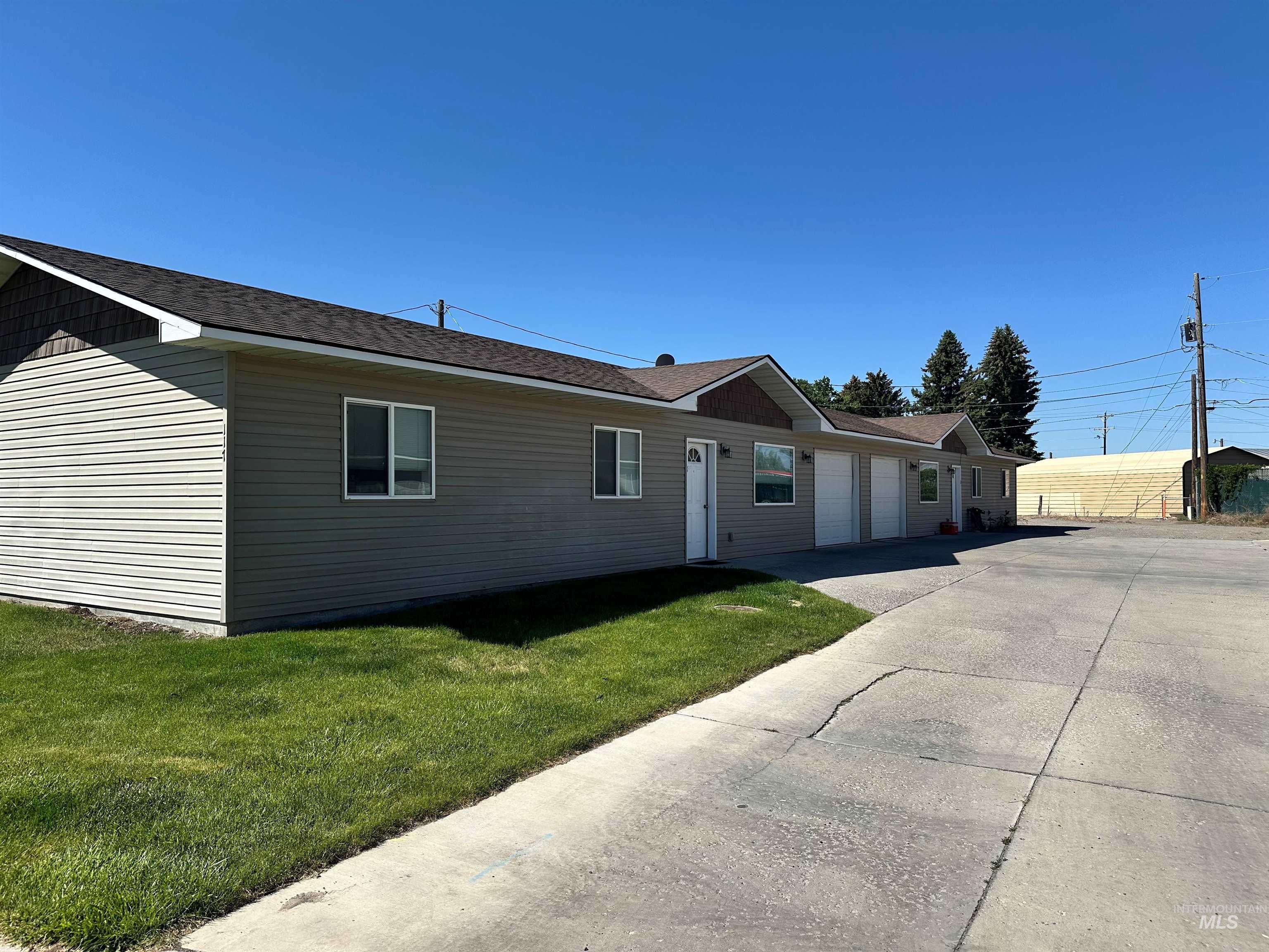 117 & 121 S 8th Street, Rupert ID 83350