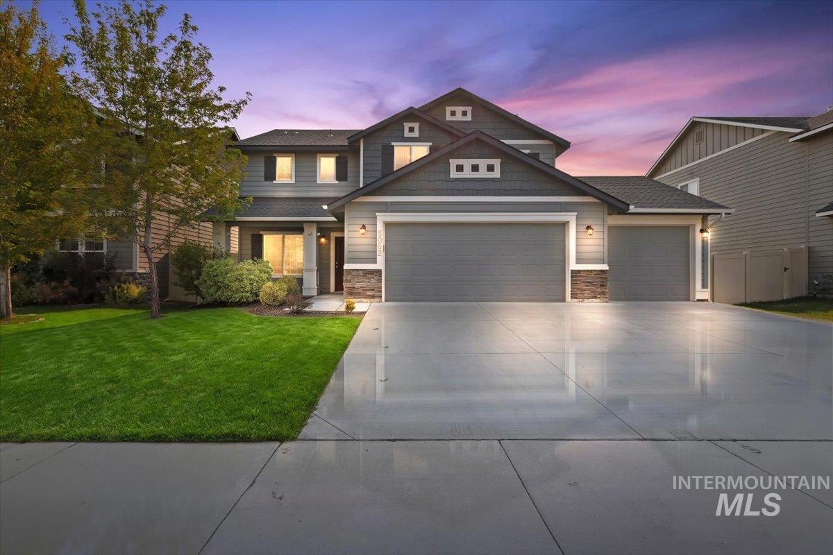 5062 N Maplestone Ave, Meridian ID 83646