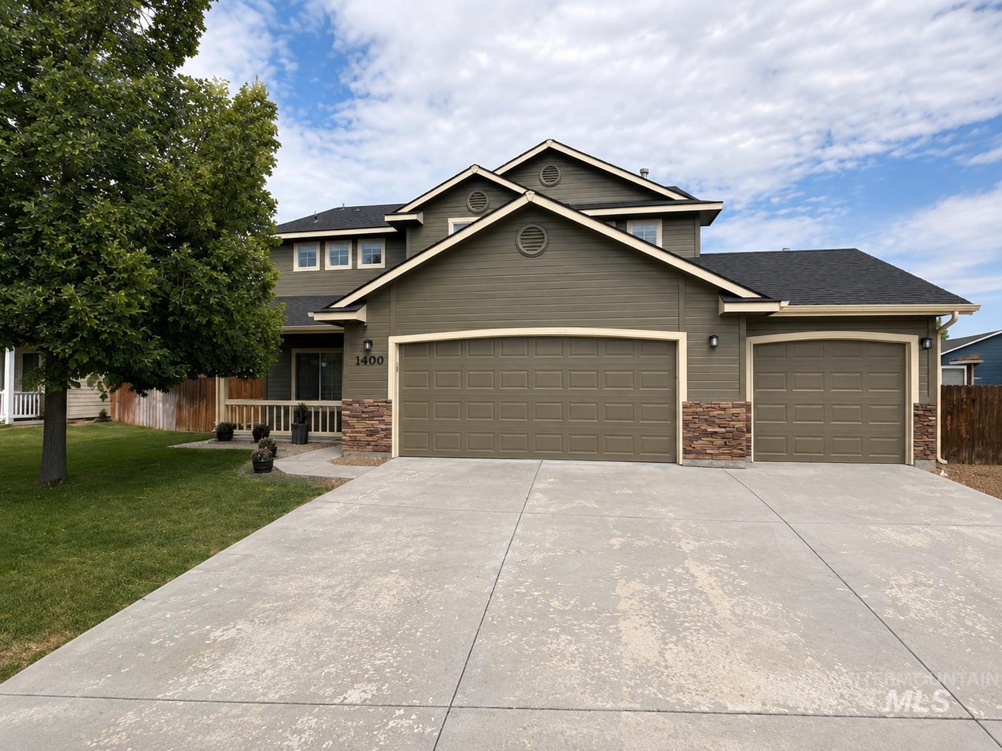 1400 NE Dry Creek Dr, Mountain Home ID 83647
