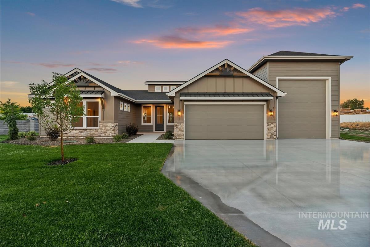 7078 E Chicken Hawk Loop, Nampa ID 83686