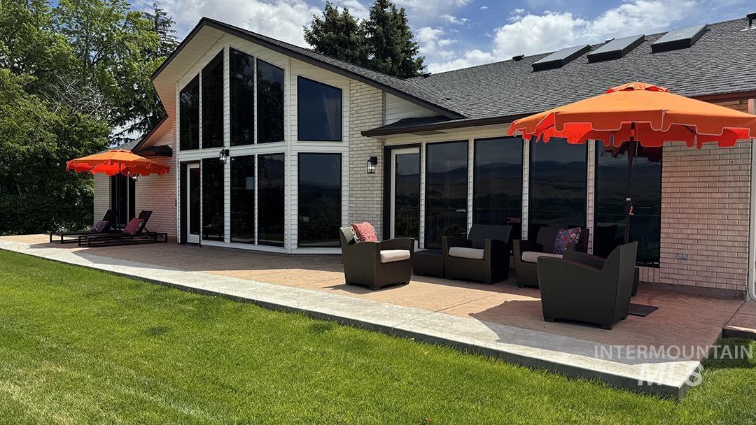 4242 N Mountain View Dr, Boise ID 83704