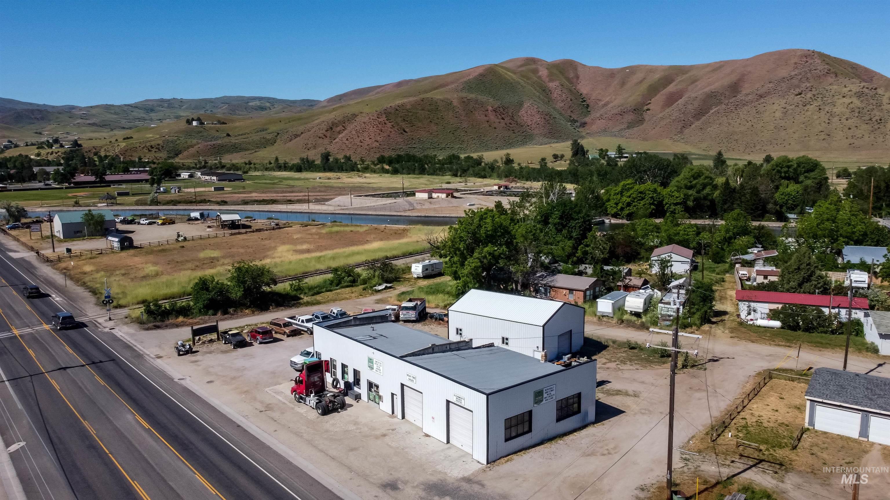 438 Hwy 55, Horseshoe Bend ID 83629