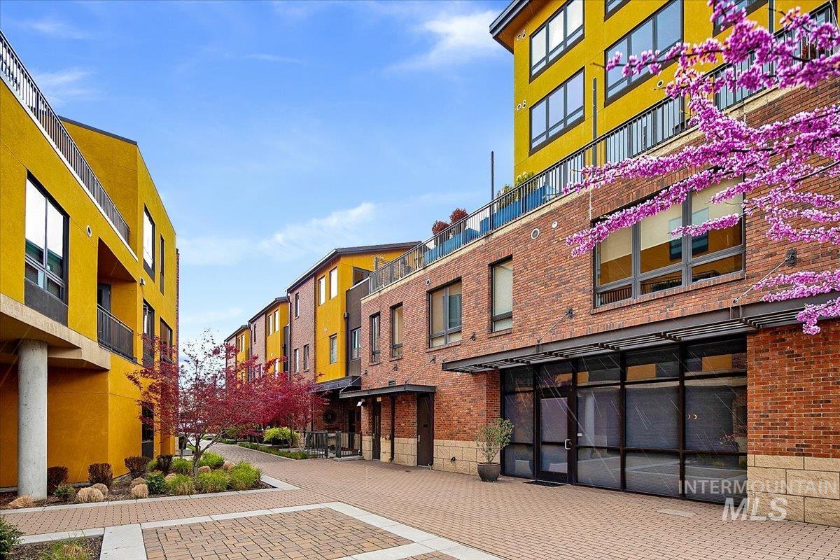 611 S 8th Street, Unit 111 # 111, Boise ID 83702