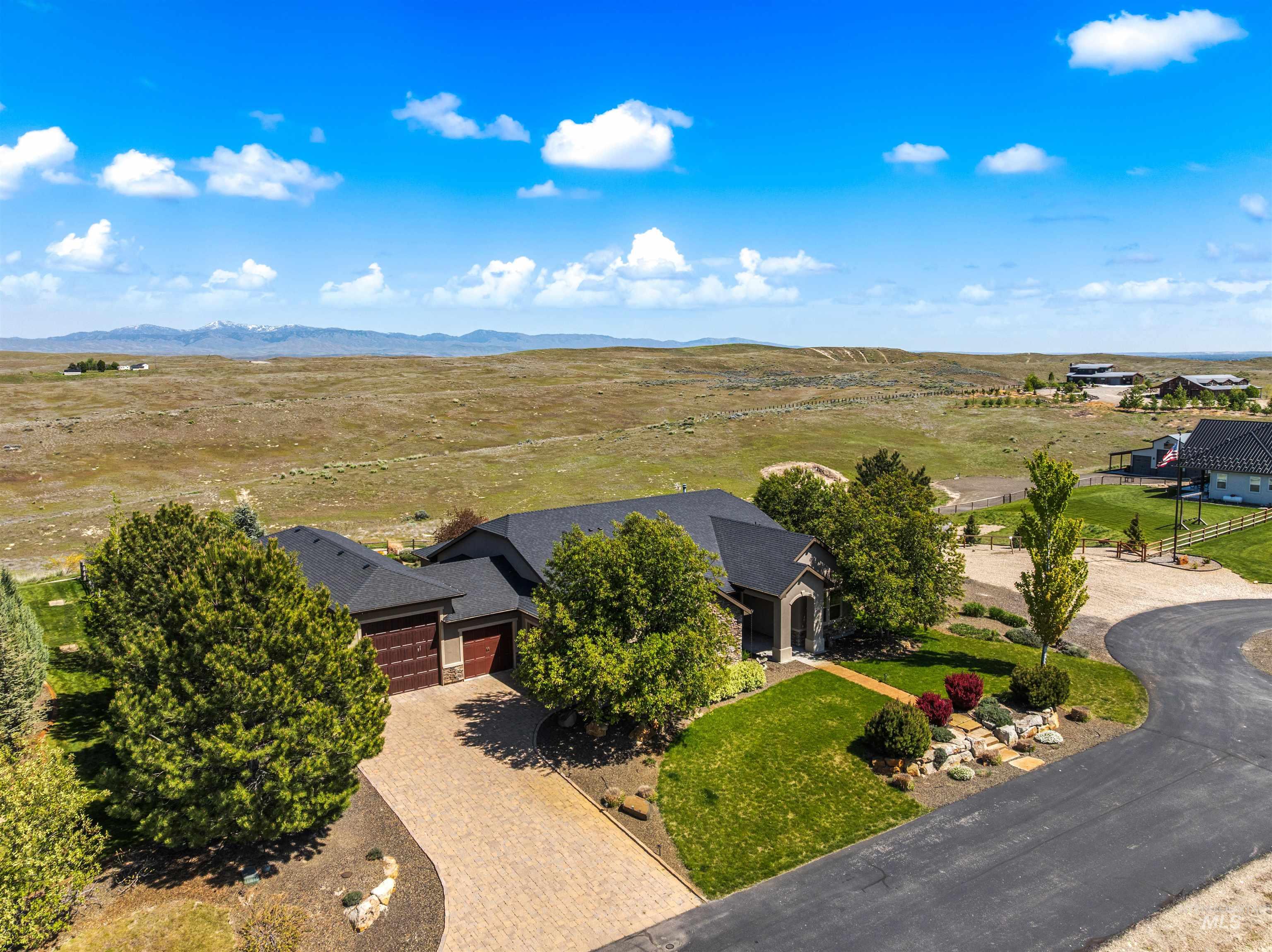 7521 N Grand Ridge Lane, Eagle ID 83616