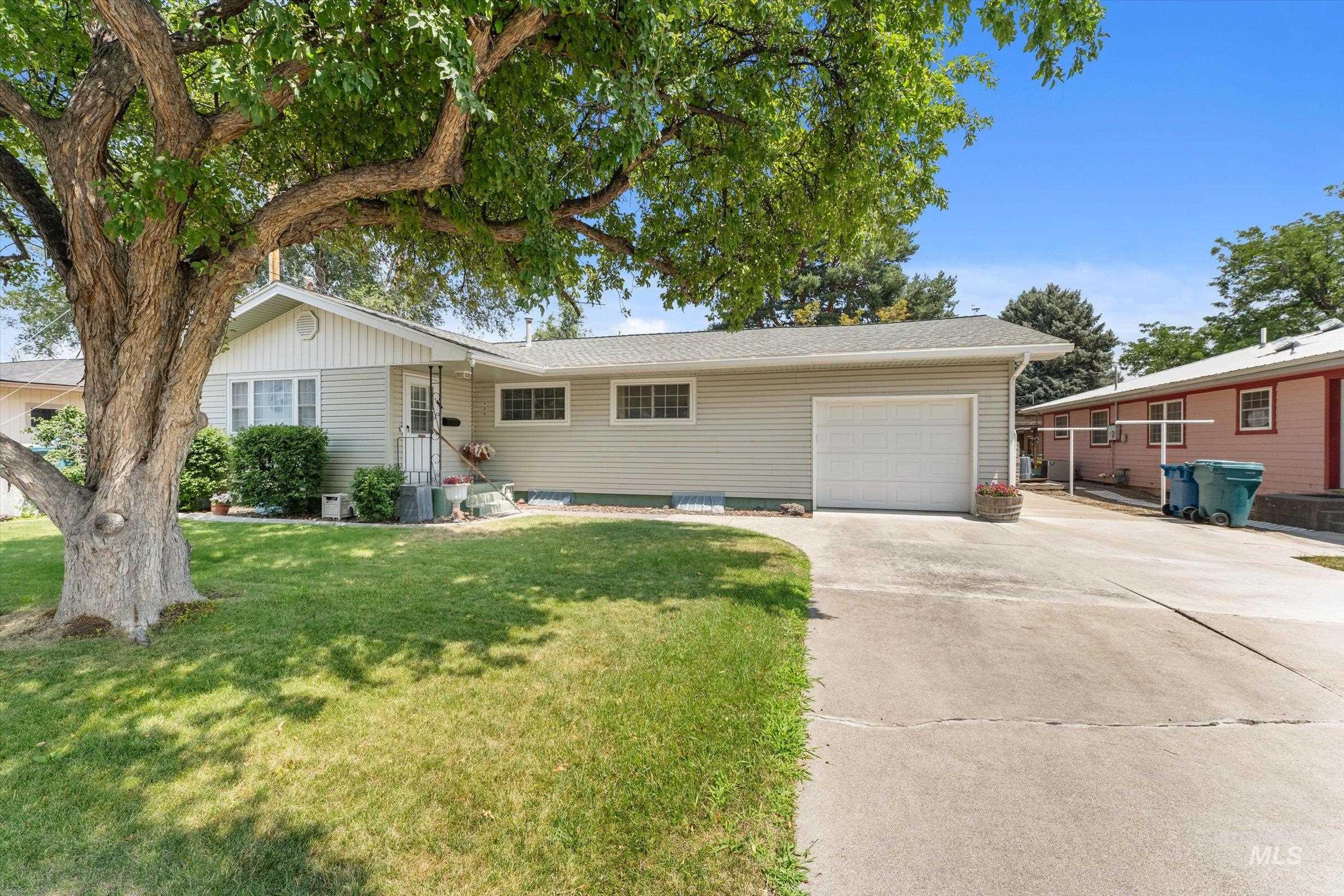 980 N 6th East, Mountain Home ID 83647