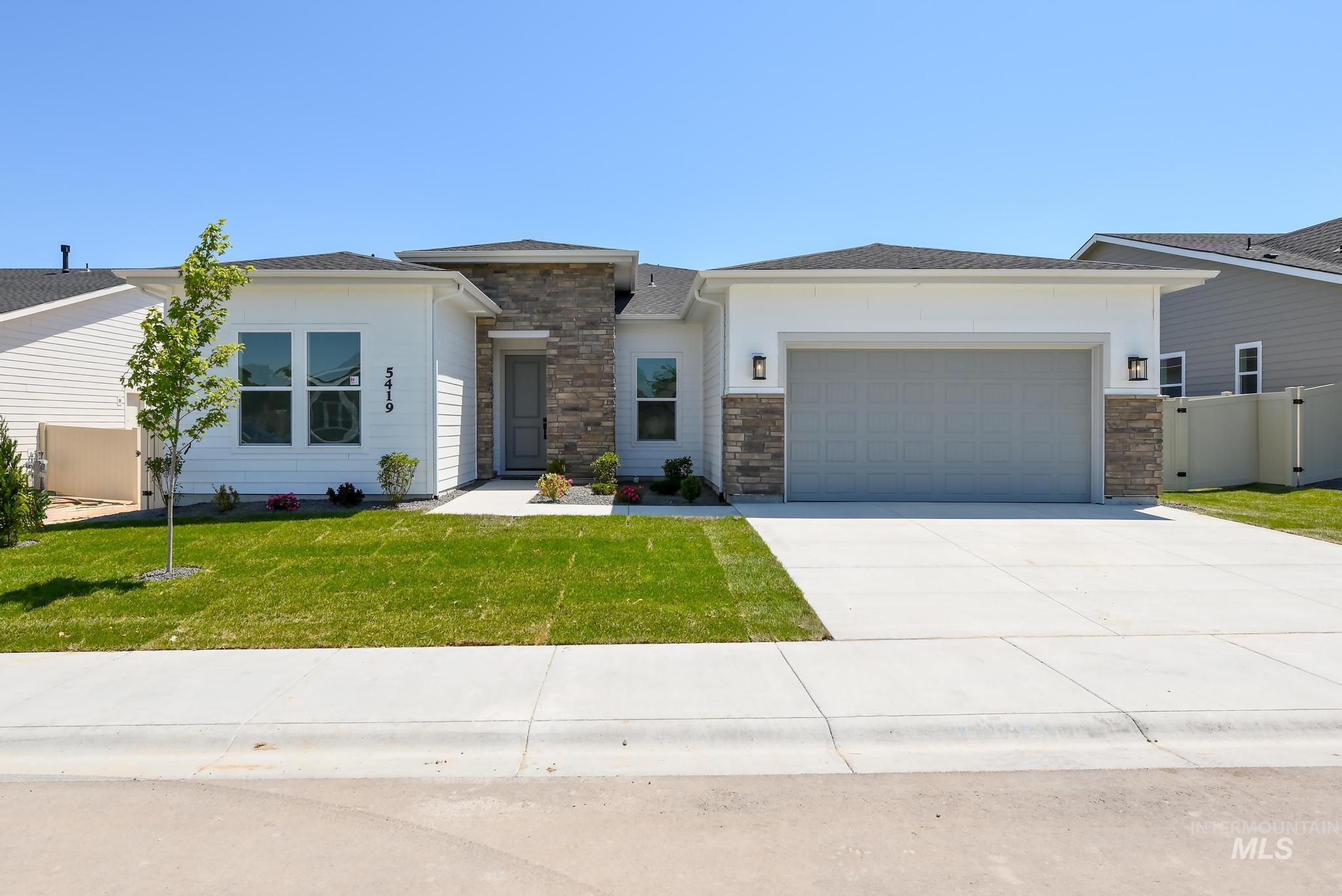 2639 N Silverbell Way, Eagle ID 83616
