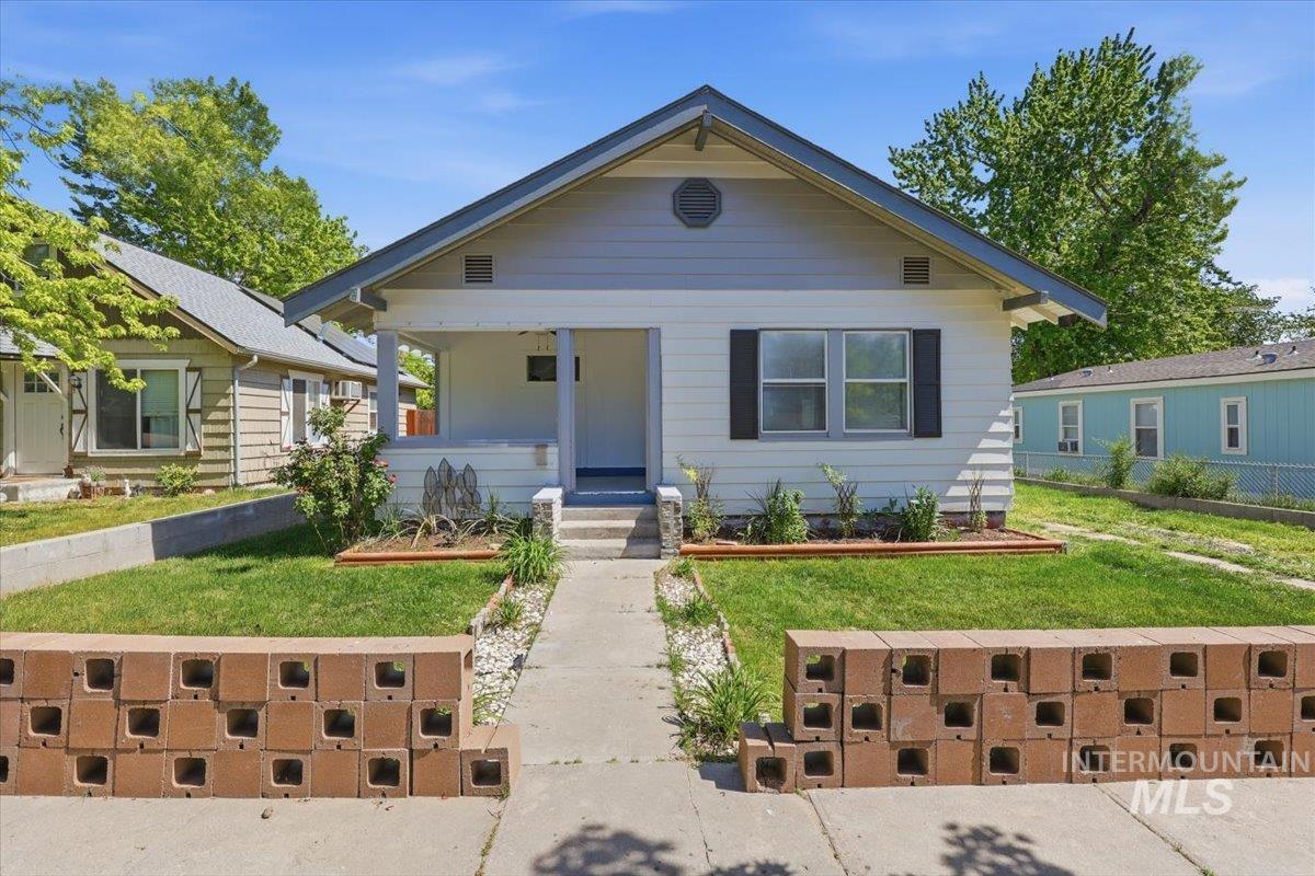 416 9th Ave N, Nampa ID 83687