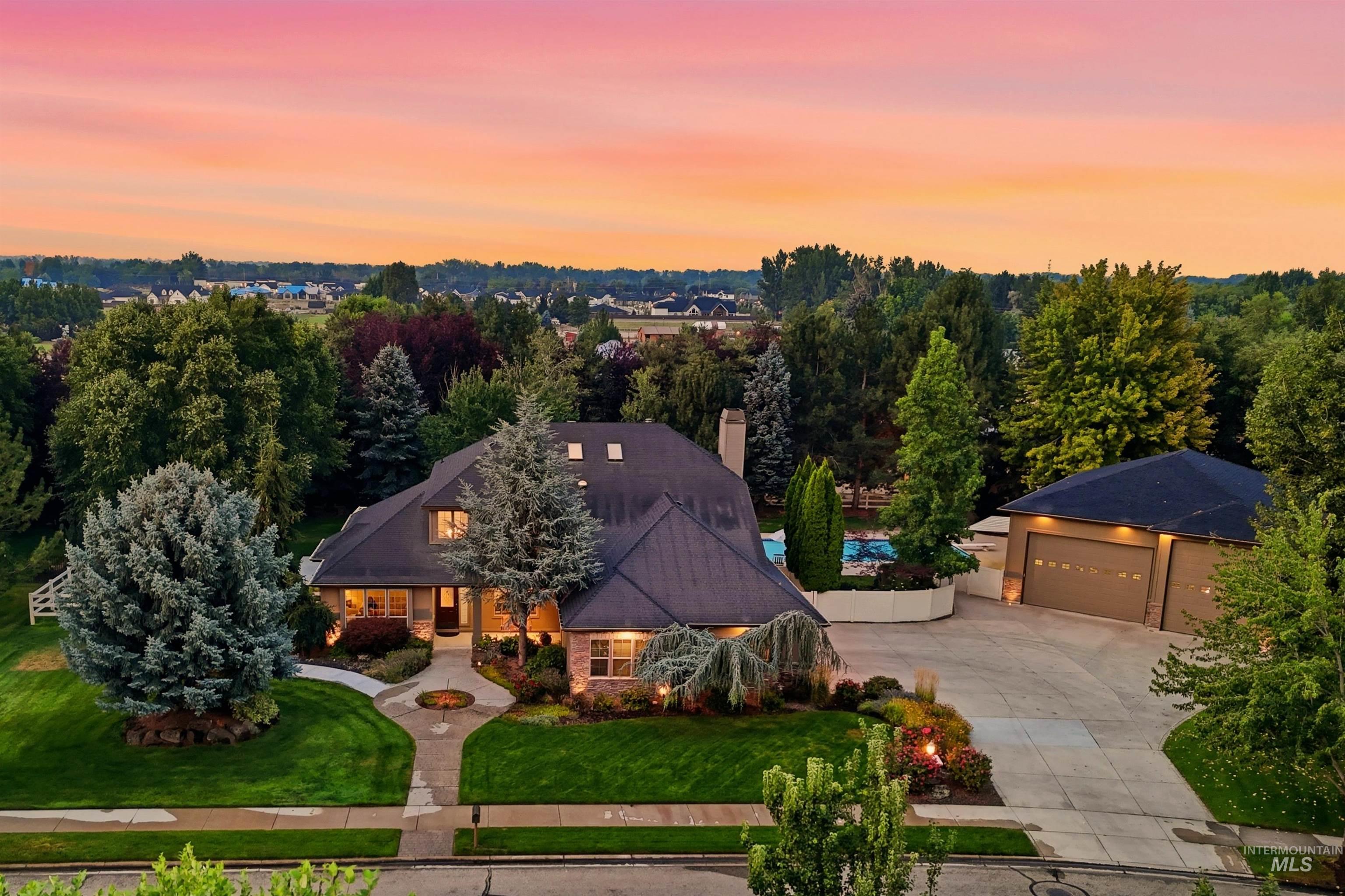 1877 E Woodvalley St, Eagle ID 83616