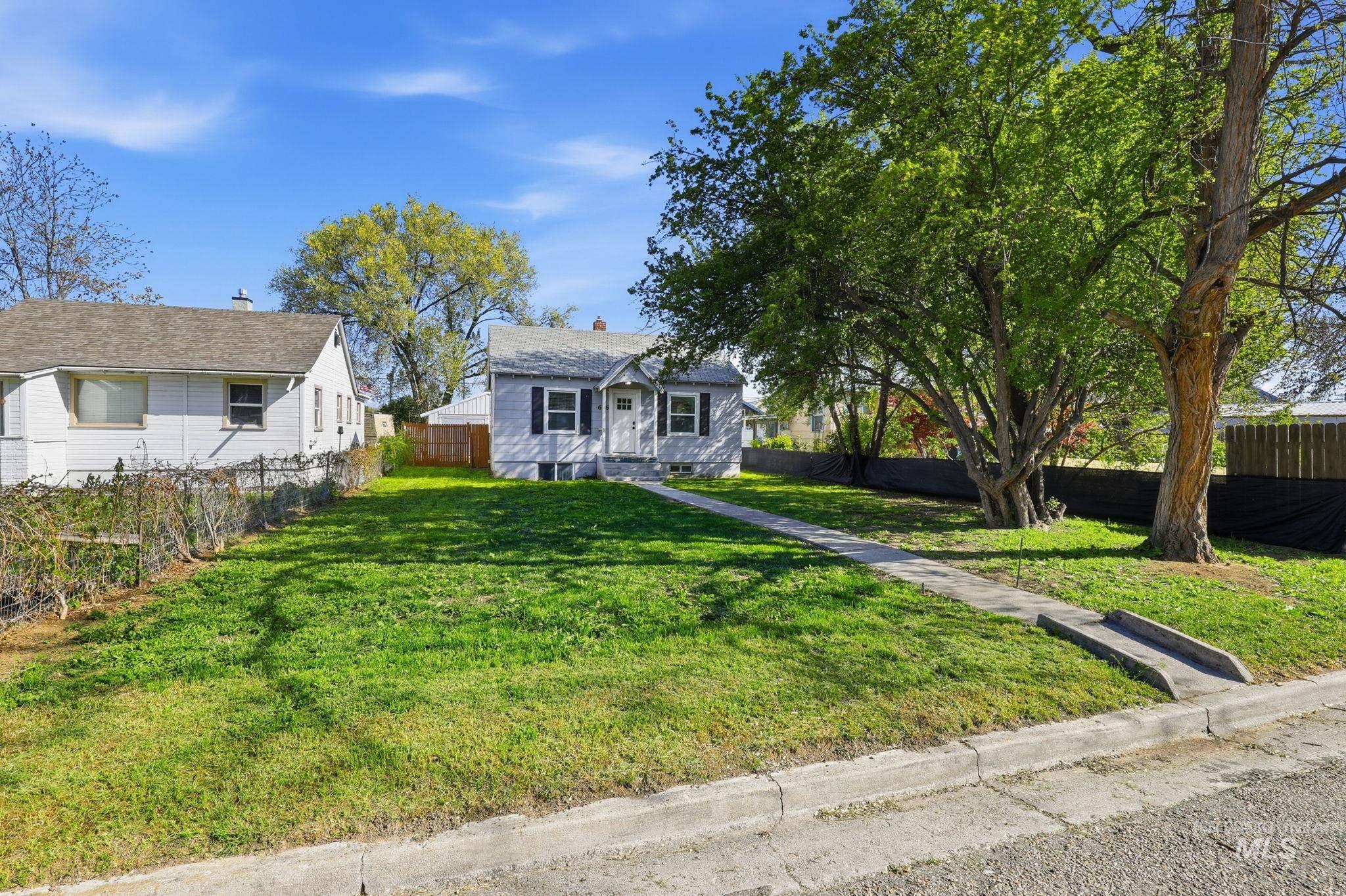 616 9th Ave N, Nampa ID 83687