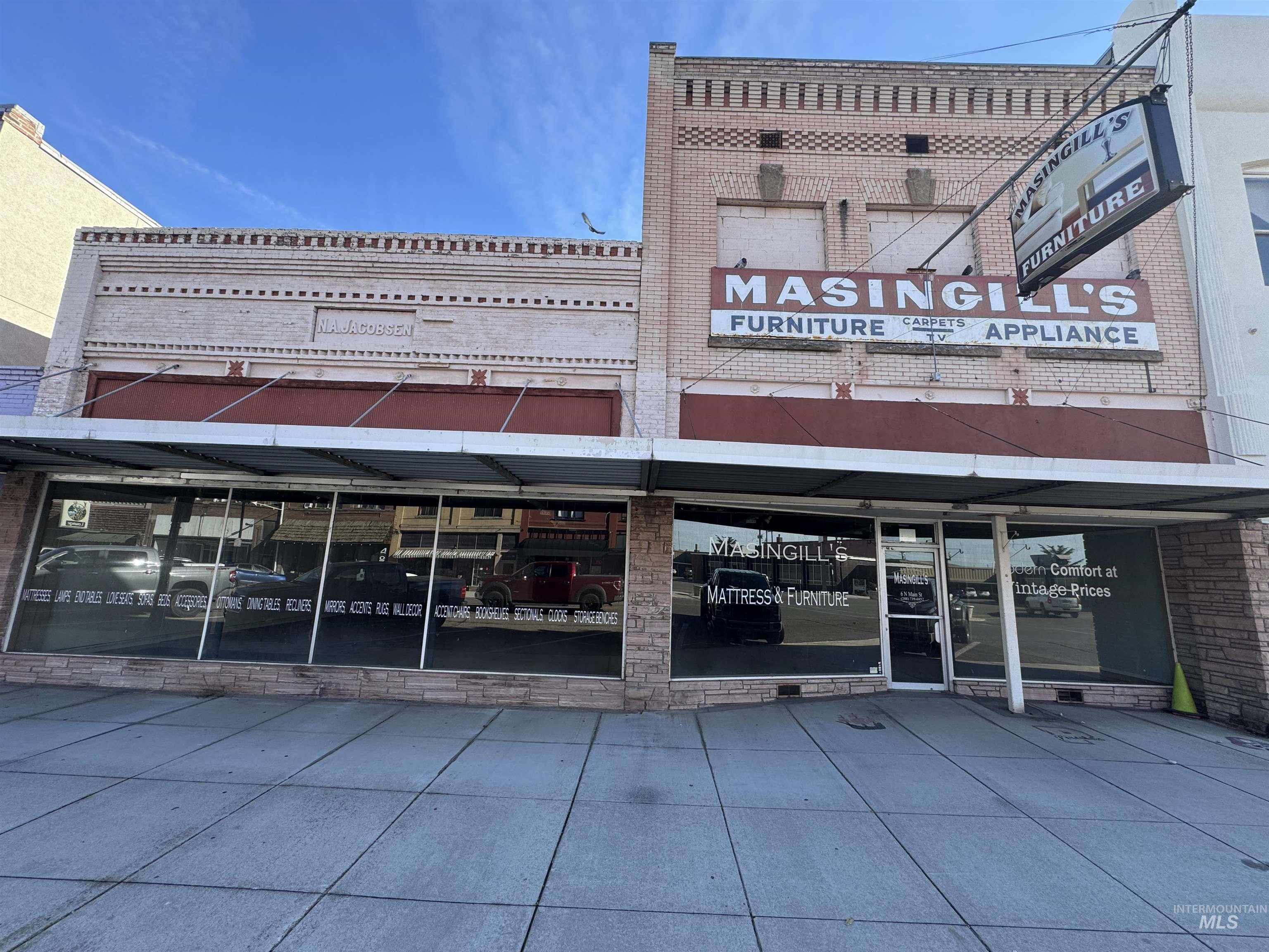 6 N Main St, Payette ID 83661