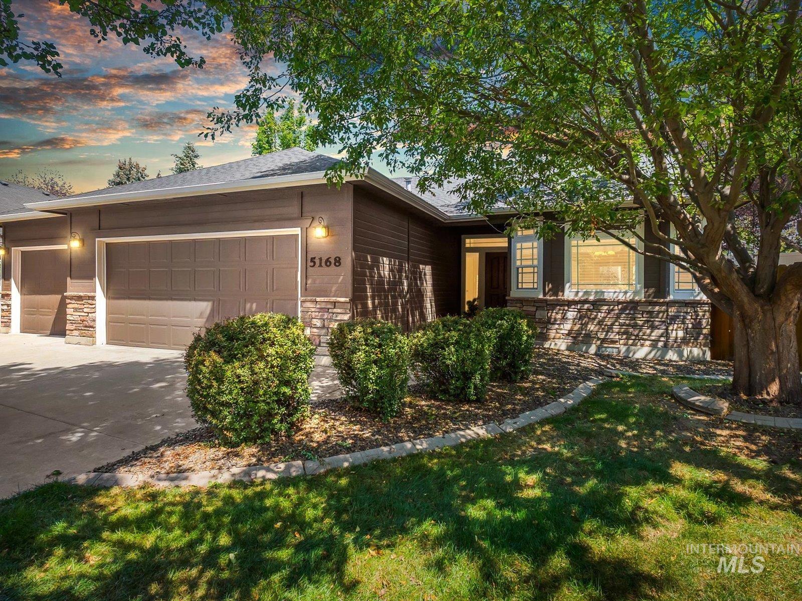 5168 N Dove Ridge Pl, Meridian ID 83646