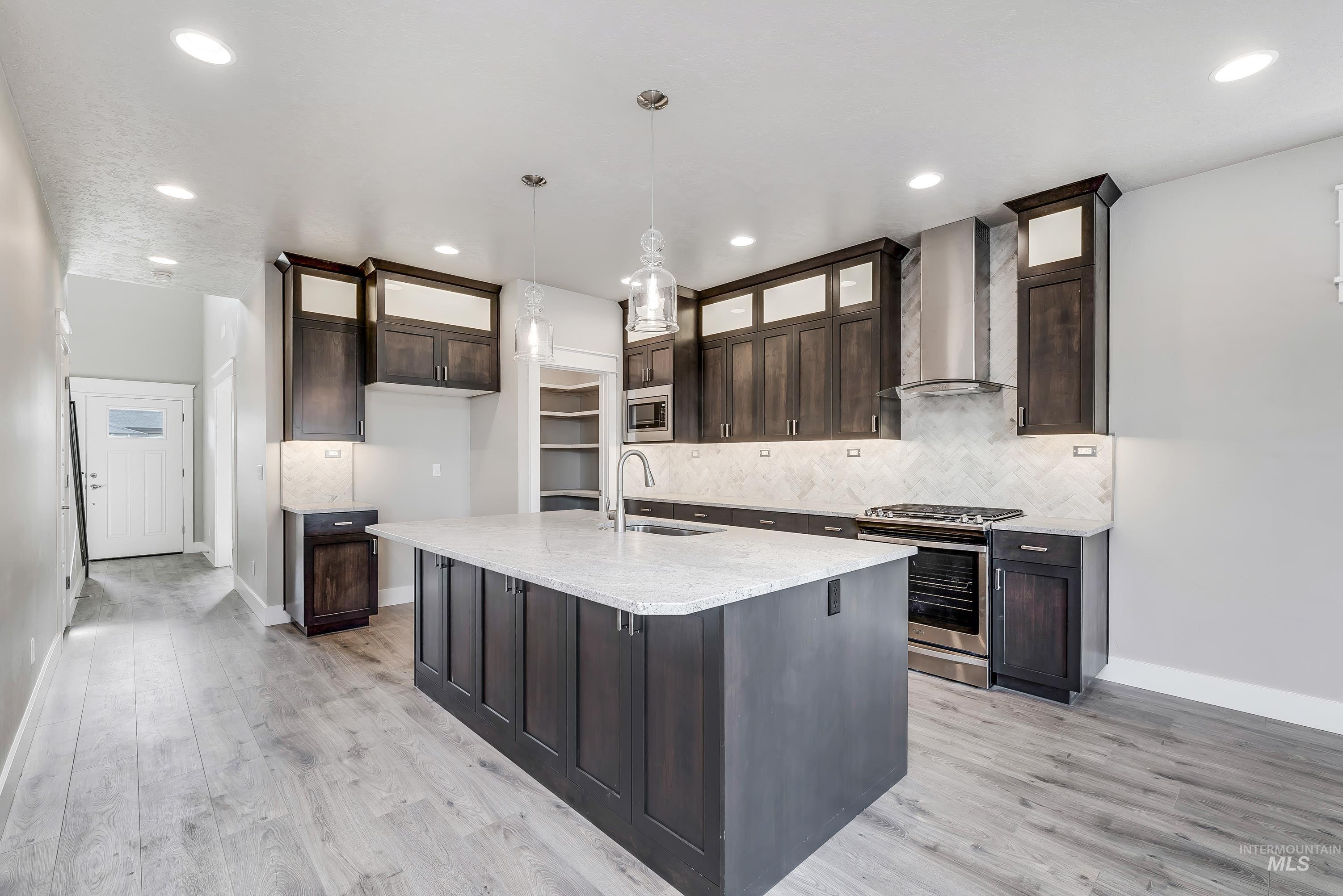 470 E Claymont Ct, Meridian ID 83642