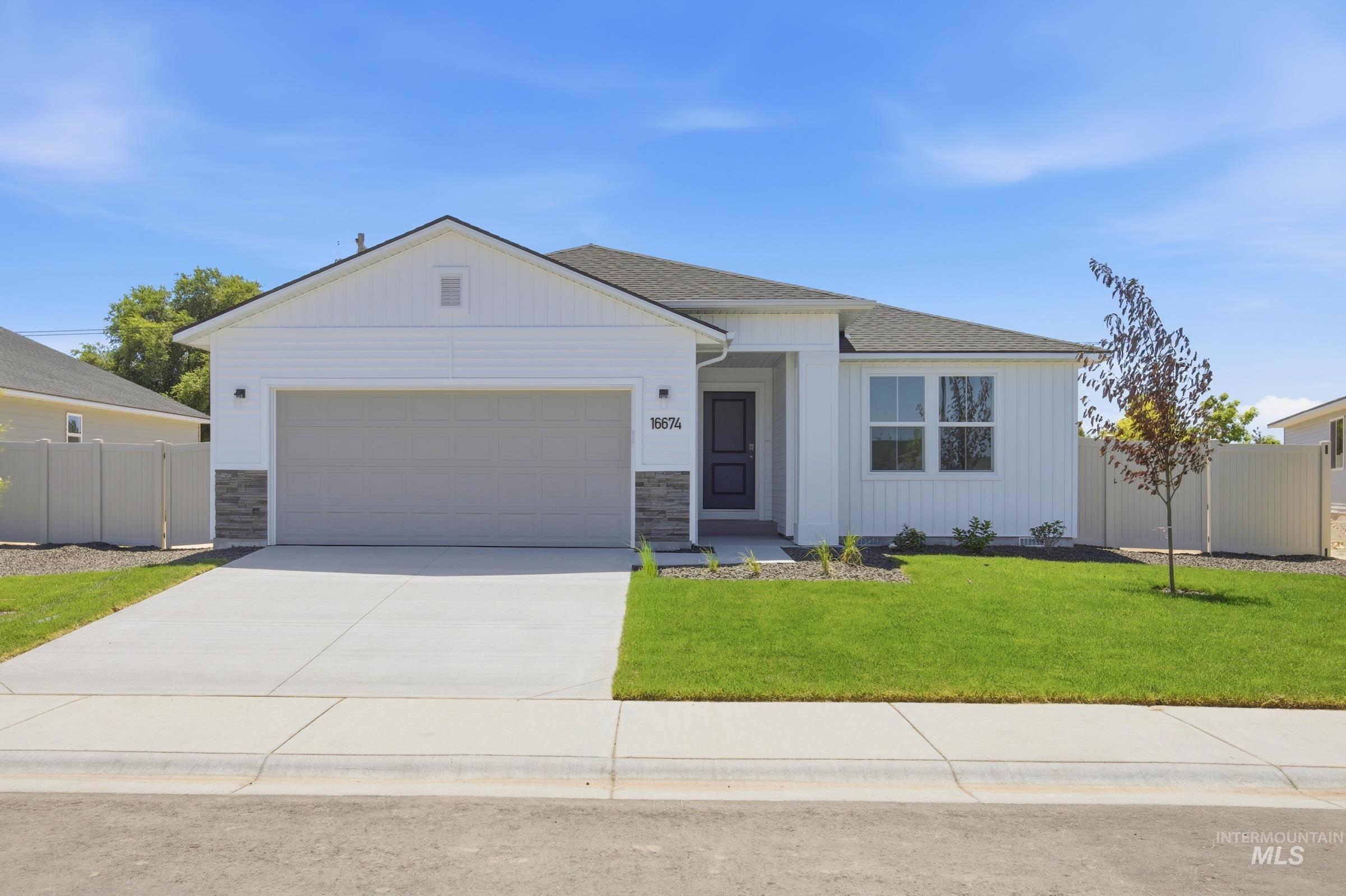 93 N Tideberry Ave, Kuna ID 83634