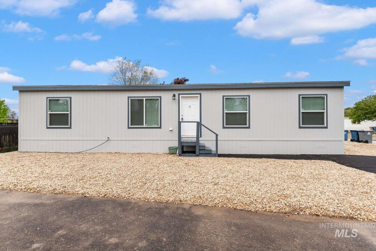 8143 N Andy Ln, Garden City ID 83714