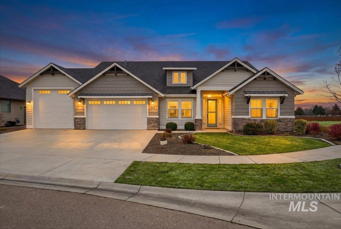 604 S Rivermist Ave, Star ID 83669