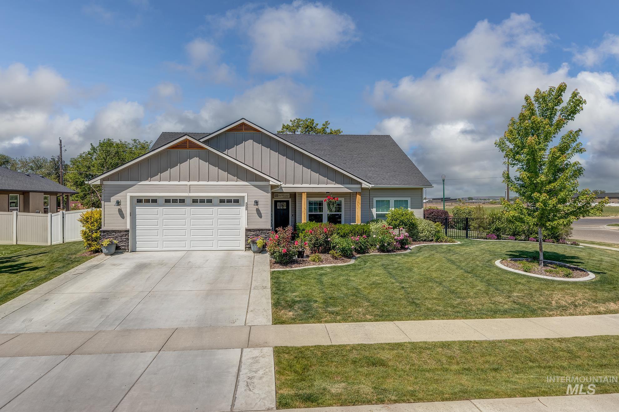 555 Syringa Falls Ct, Fruitland ID 83619