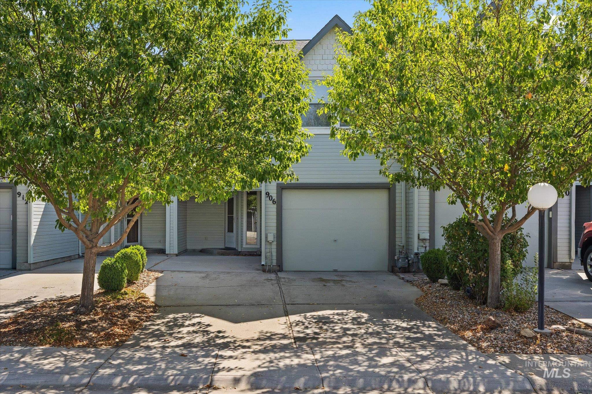 906 N Benjamin Lane, Boise ID 83704