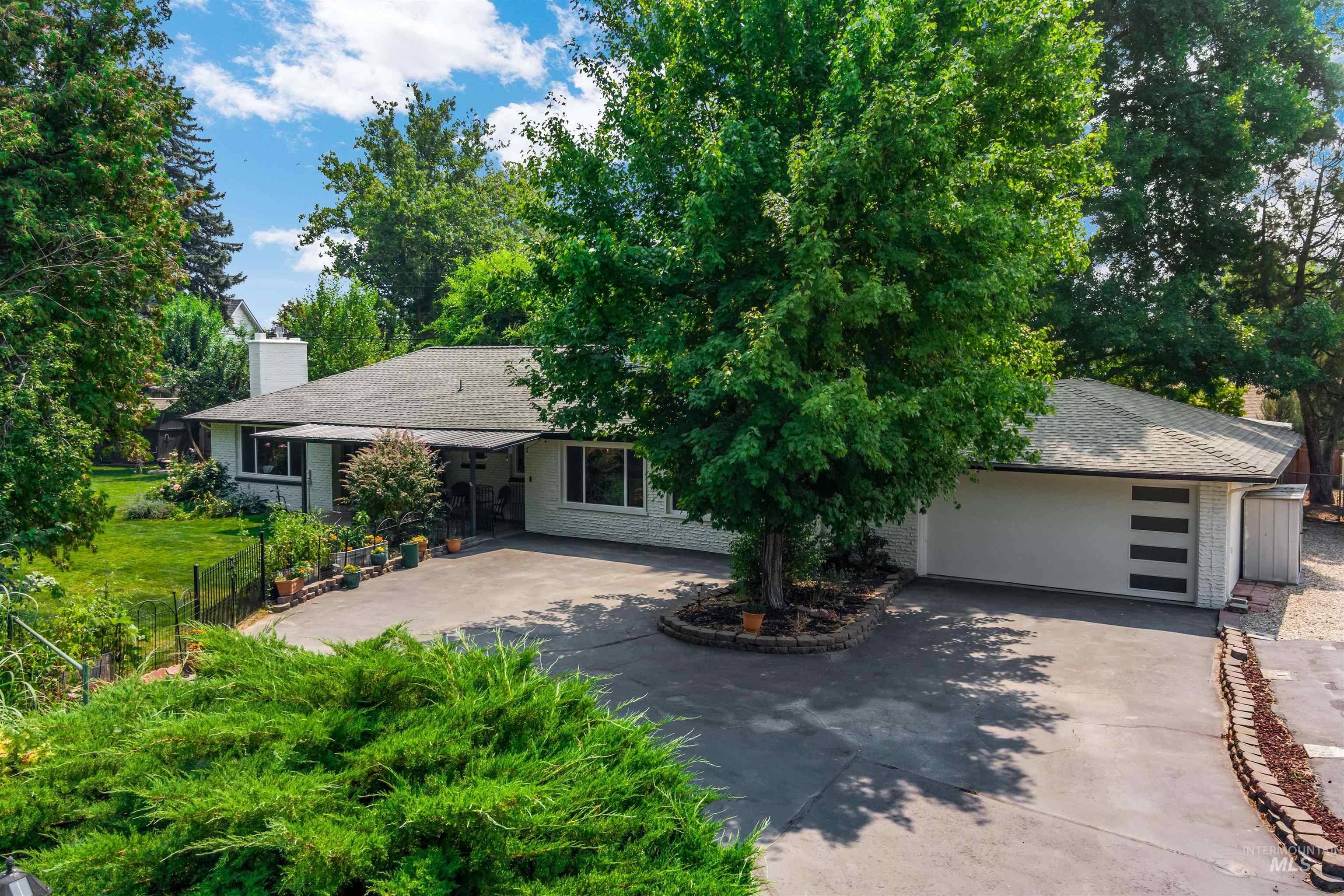 157 W Willoway Drive, Boise ID 83705