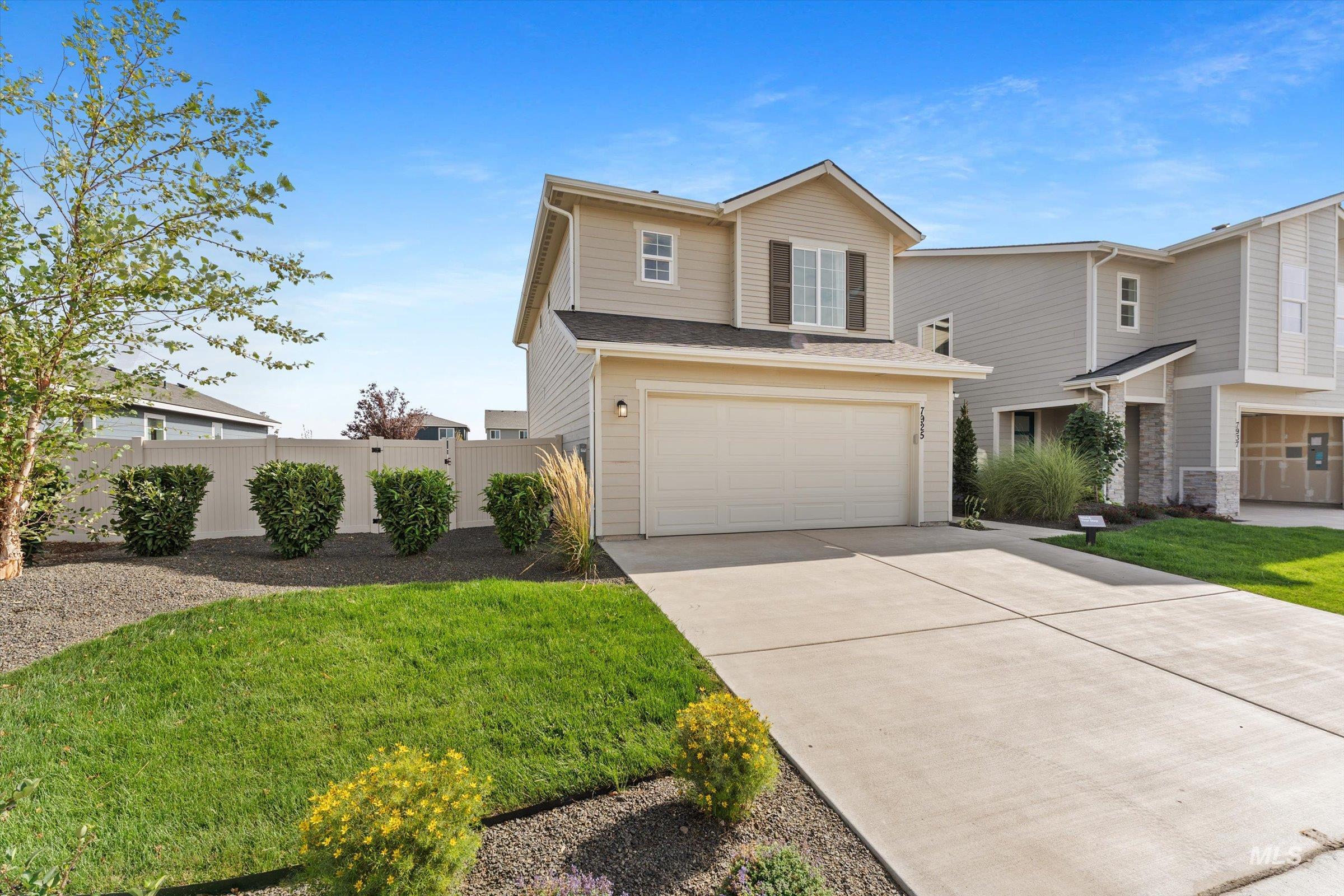 7925 E Beaufort St, Nampa ID 83687
