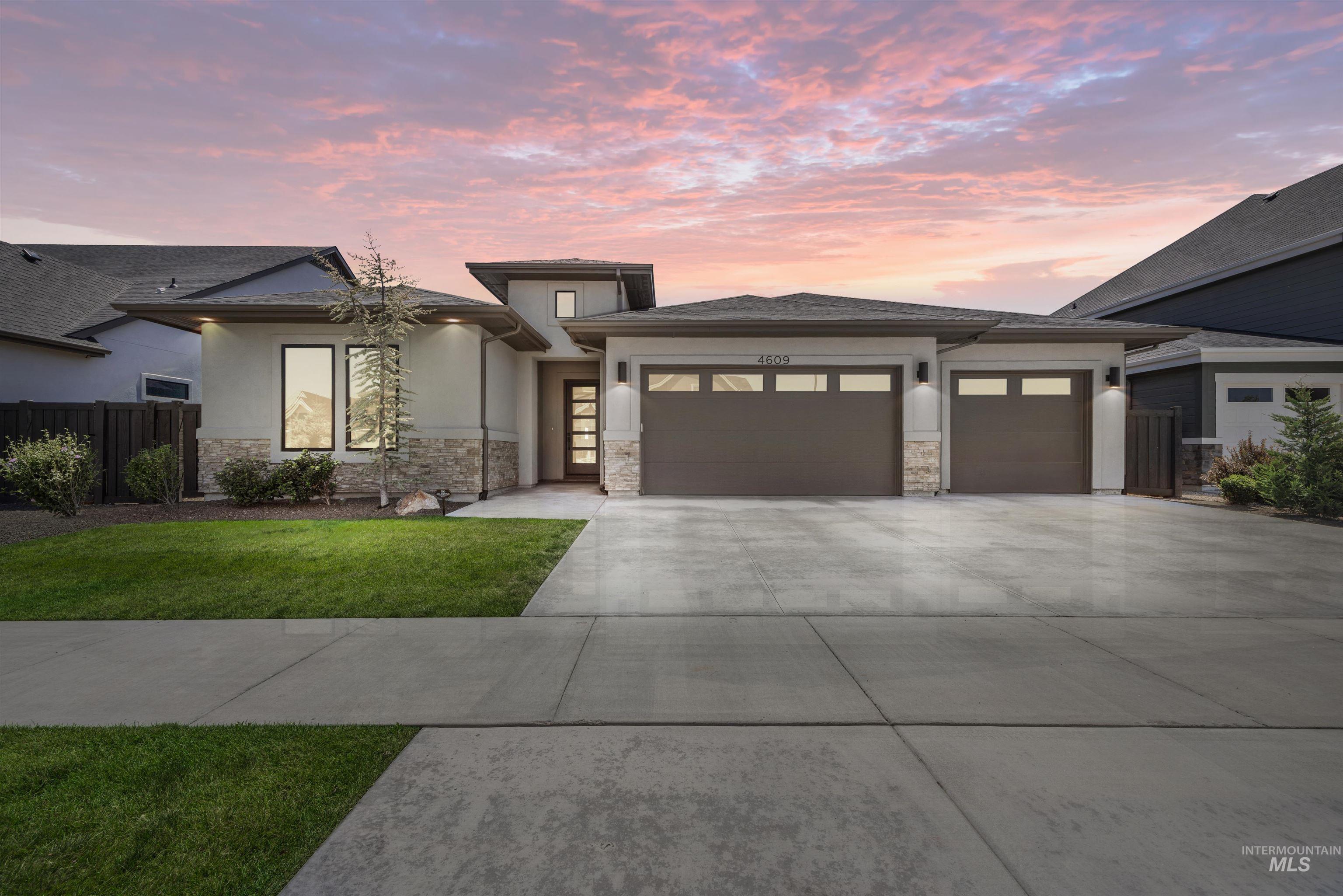 4609 W Durango Dr, Meridian ID 83646
