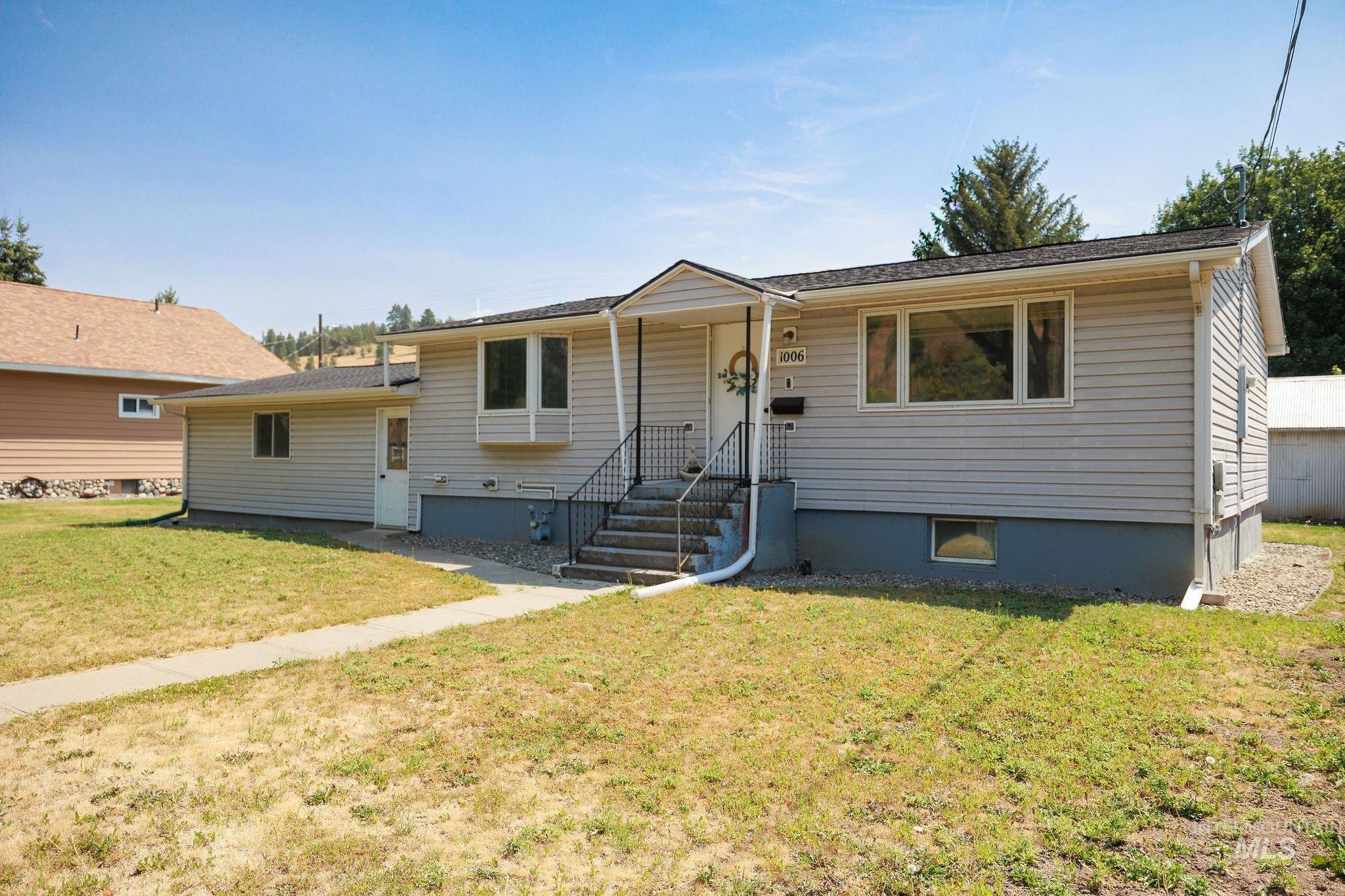 1006 N Morton St, Colfax WA 99111