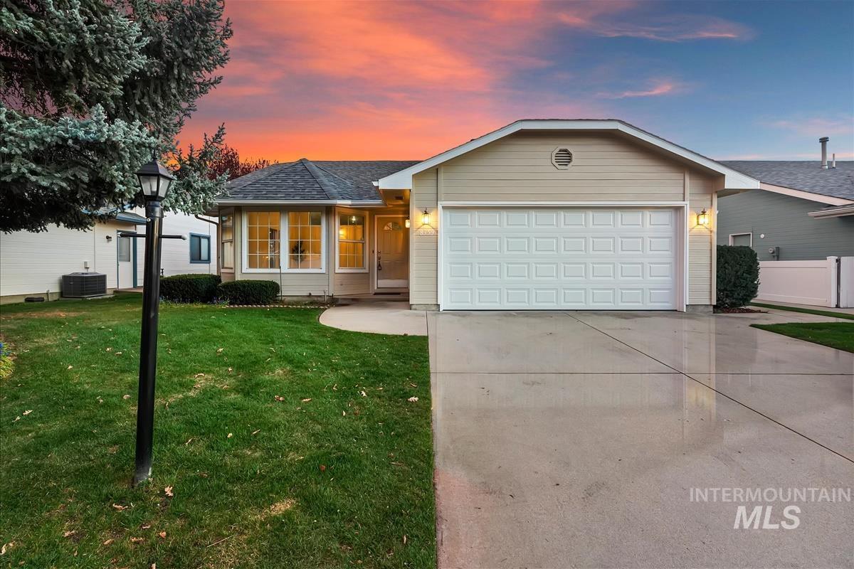 8359 W Willowdale Dr, Garden City ID 83714