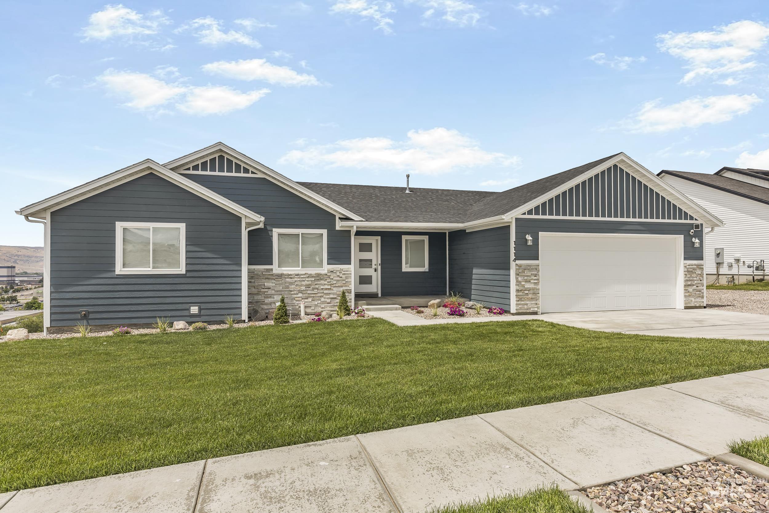 1114 Dolostone Dr, Pocatello ID 83201