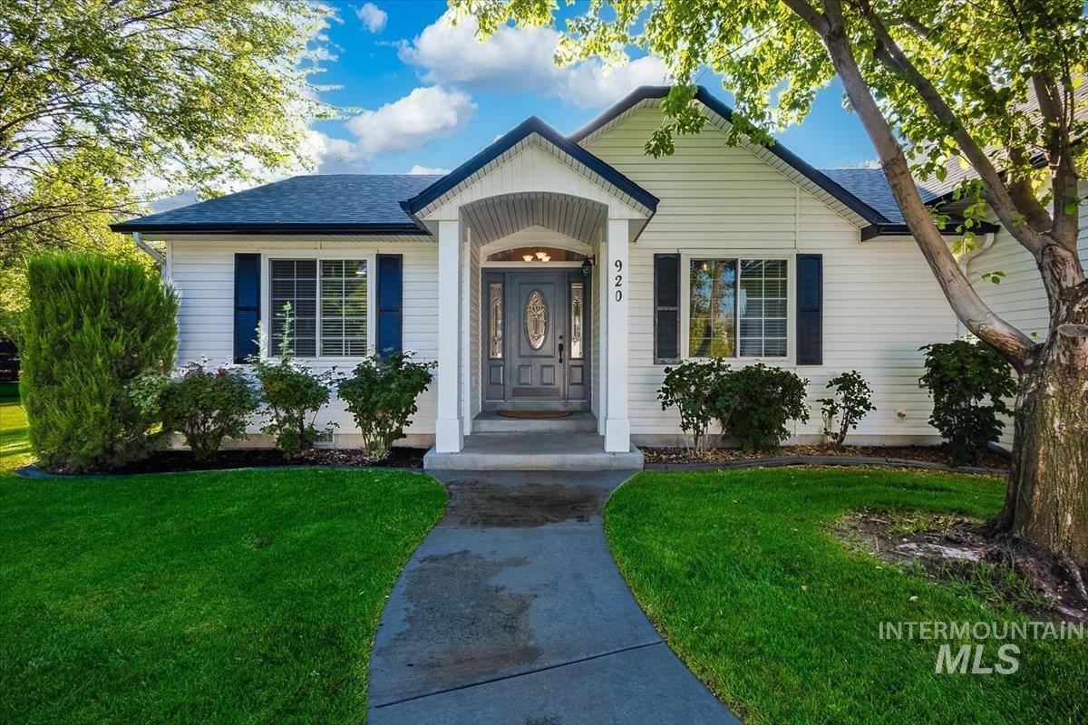 920 N Ashford, Nampa ID 83687