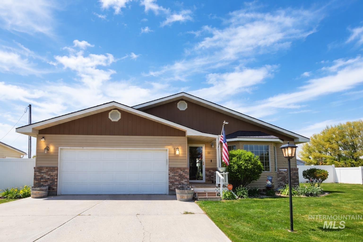 350 N Burton, Burley ID 83318