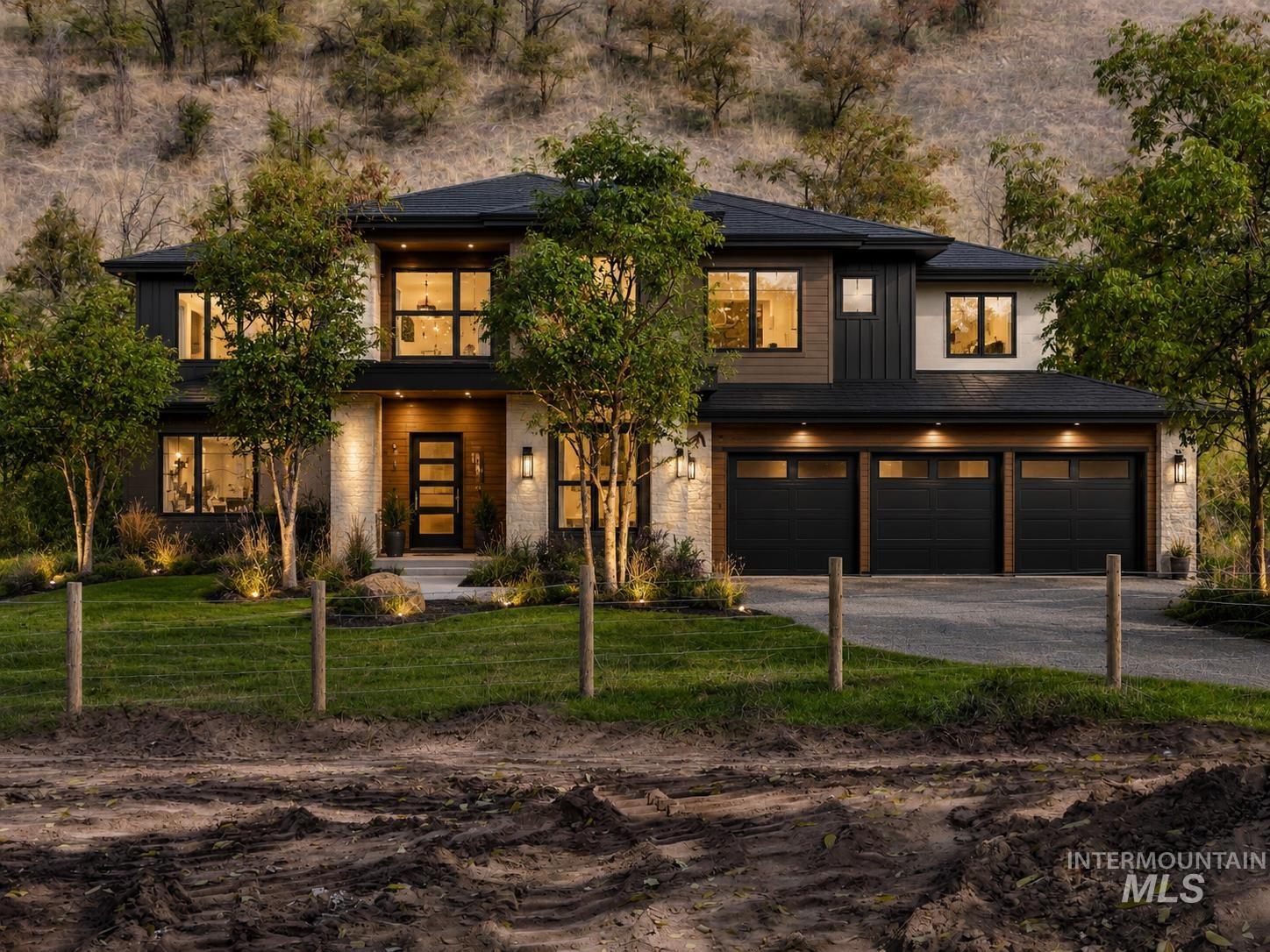 5432 W Hill Road, Boise ID 83703