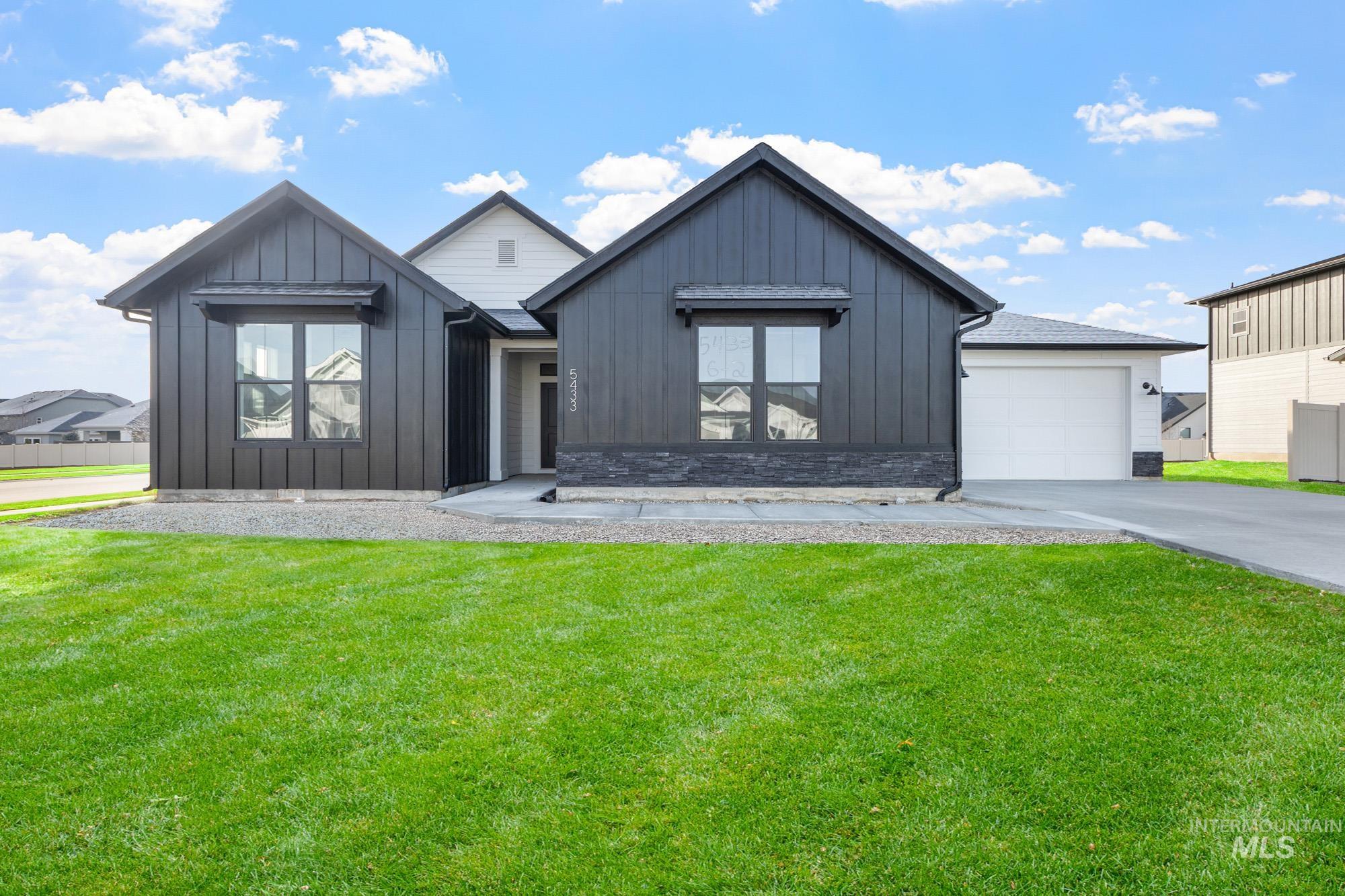 8284 E Presley Ct, Nampa ID 83687