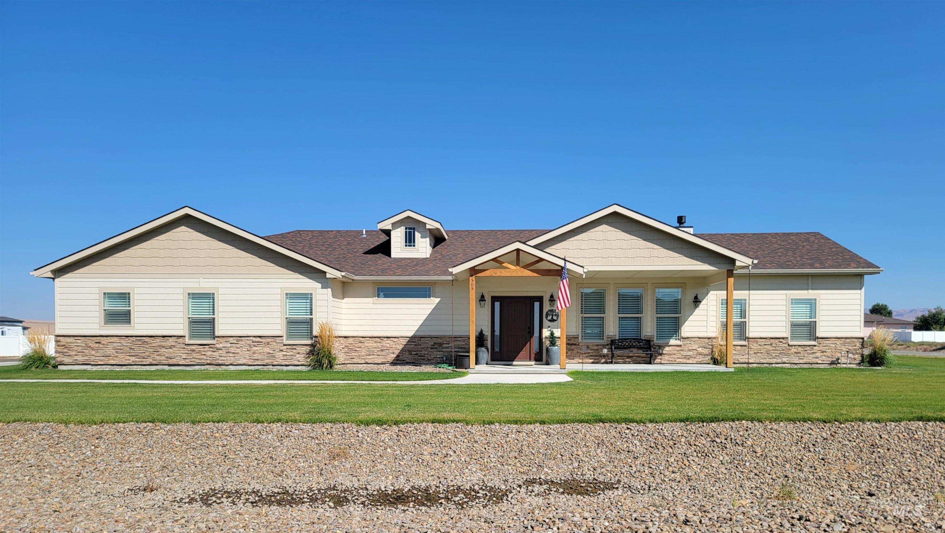 4505 NW Purple Sage Circle, Mountain Home ID 83647