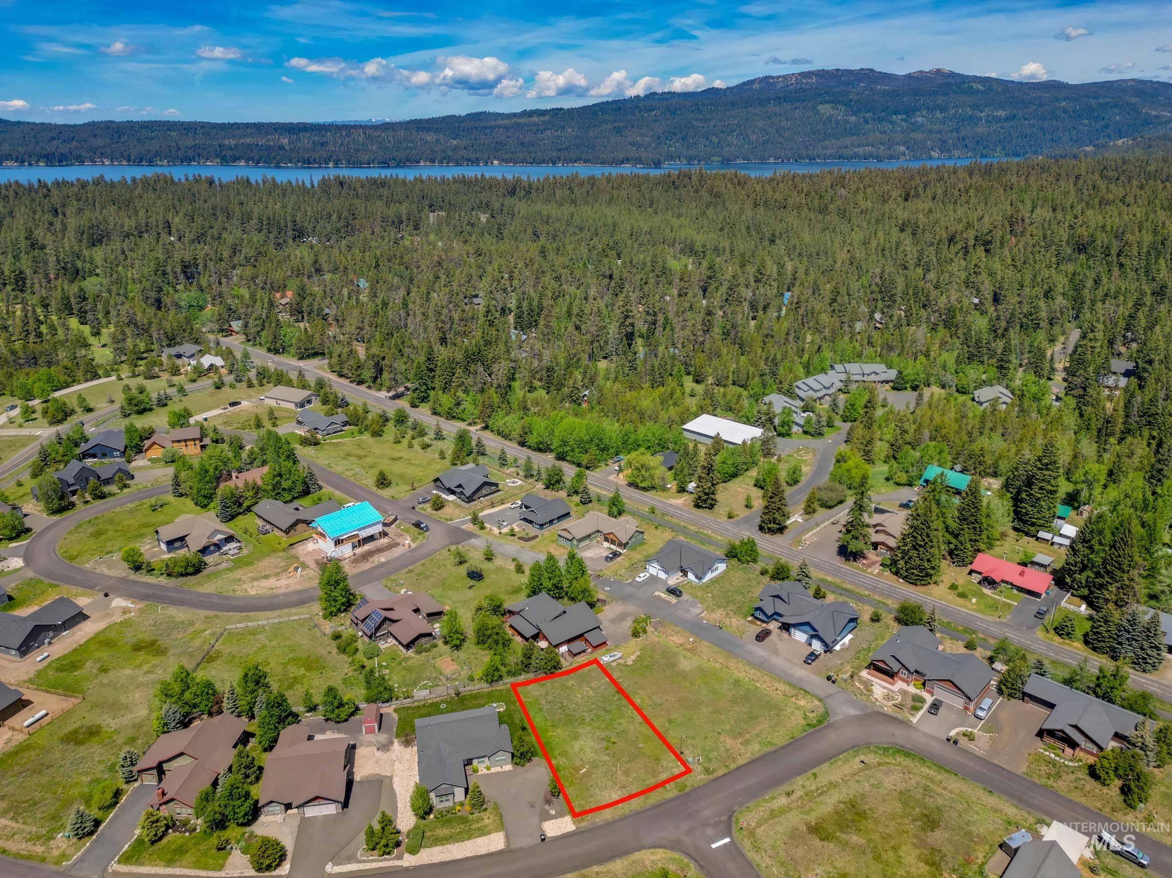 1033 Potts, McCall ID 83638