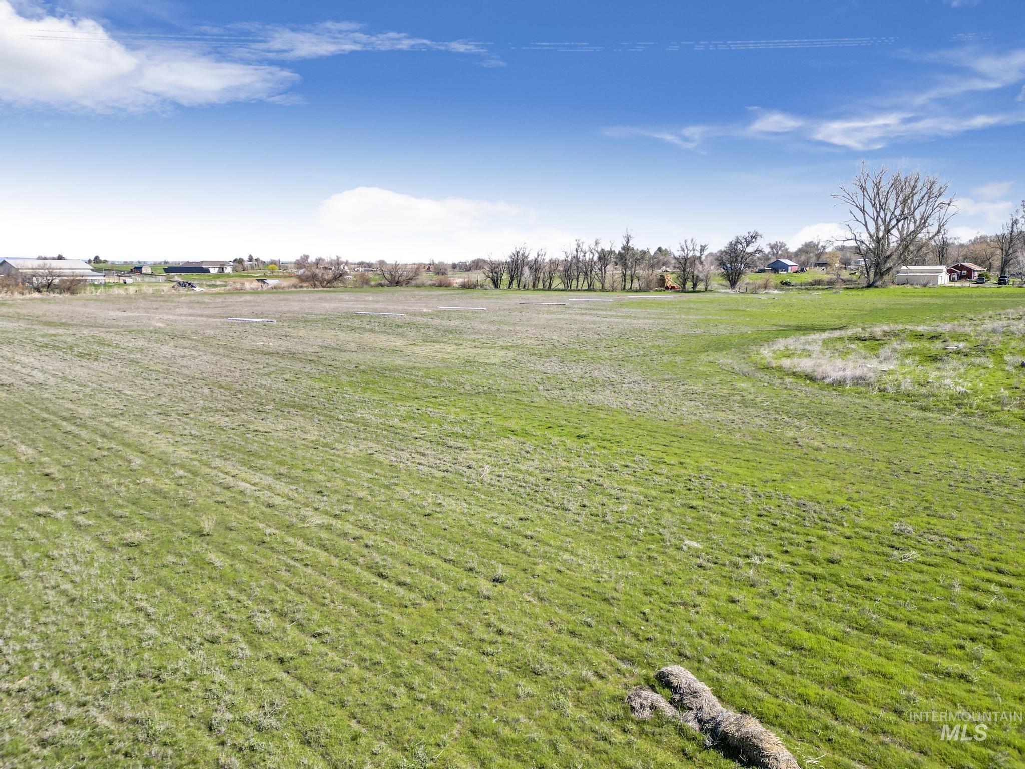 1062 E 2500 S., Hagerman ID 83332