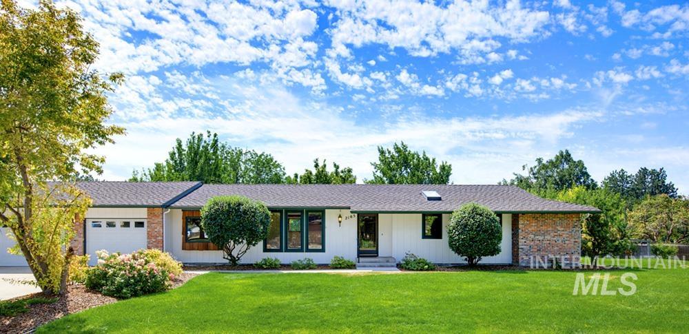 2165 E Springwood Dr, Meridian ID 83642