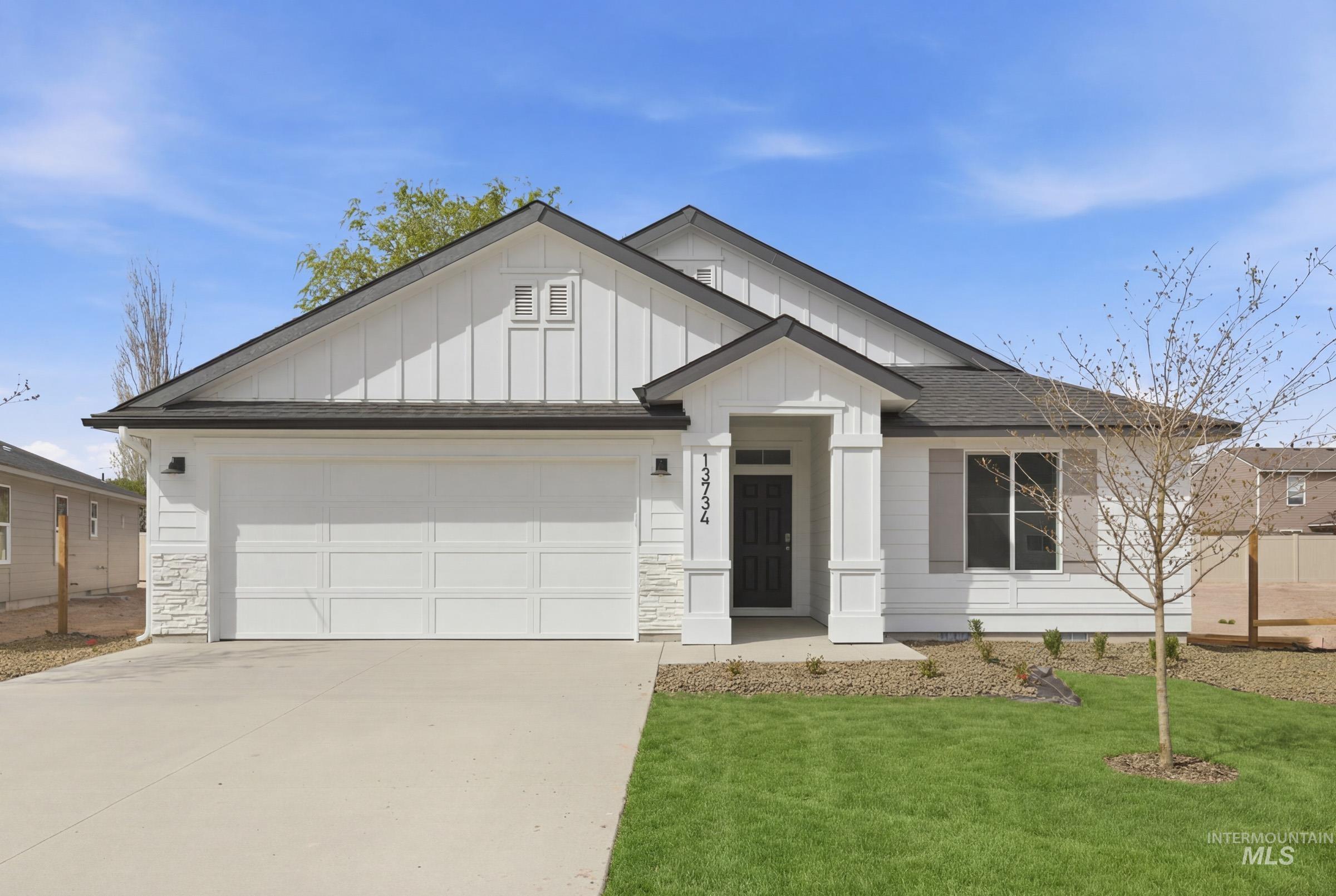 3844 E Freedom Tower Dr, Nampa ID 83686
