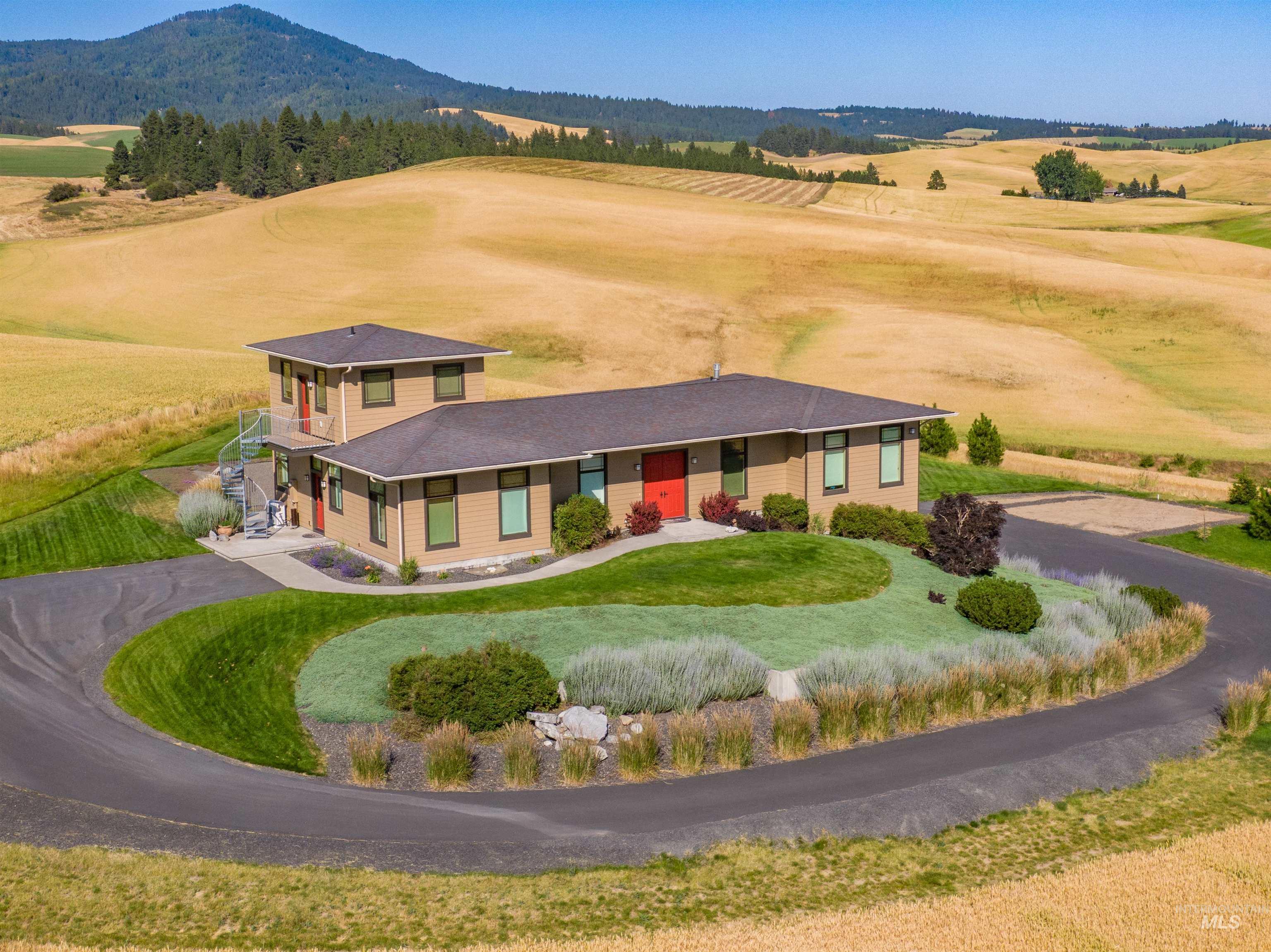 1010 Idlers Rest Rd, Moscow ID 83843