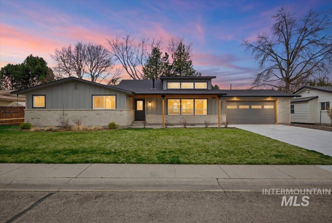 5231 N Sorrento Dr, Boise ID 83704