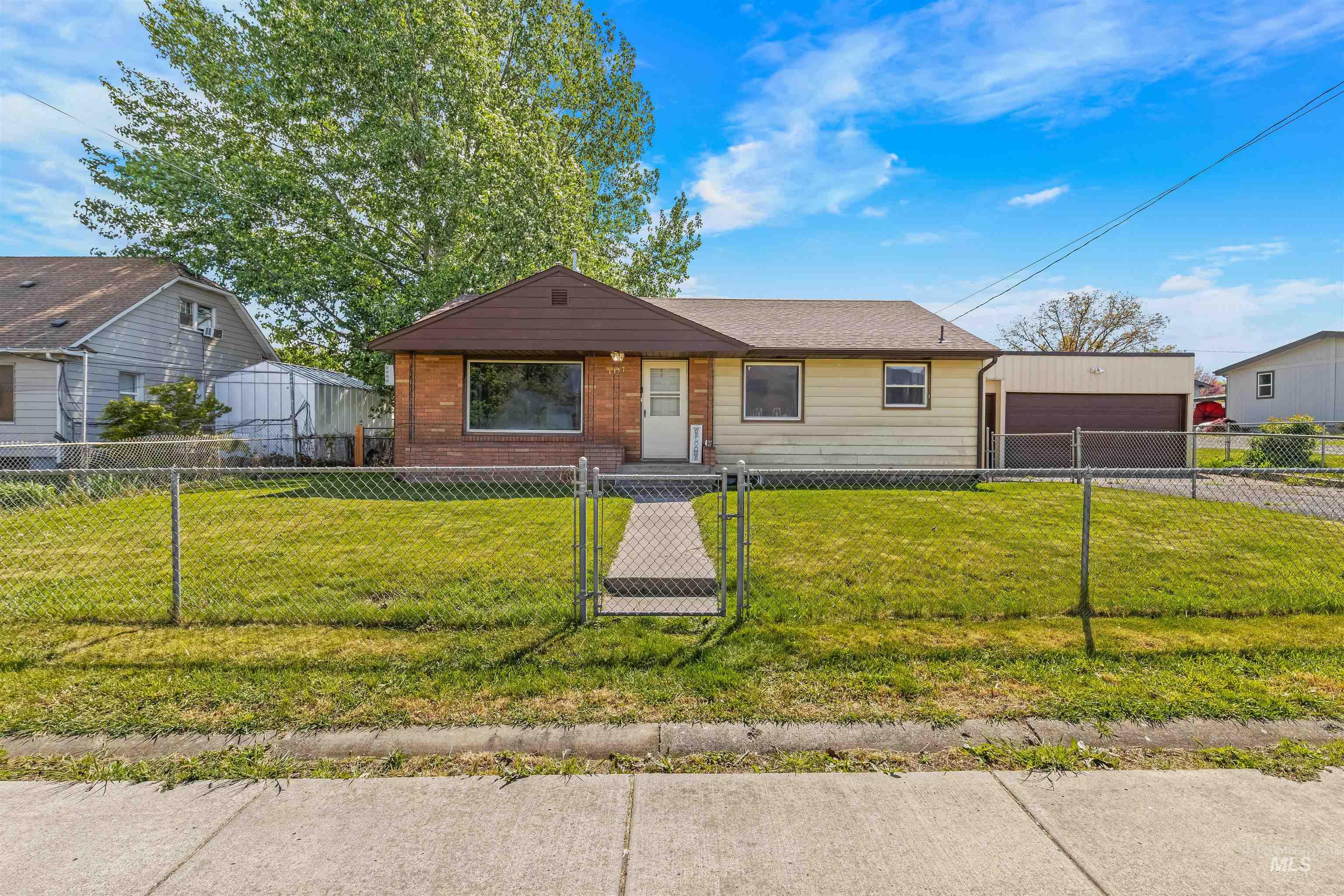 1357 Chestnut St, Clarkston WA 99403