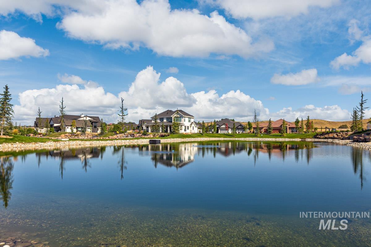 3402 N Harvest Moon Way, Eagle ID 83616