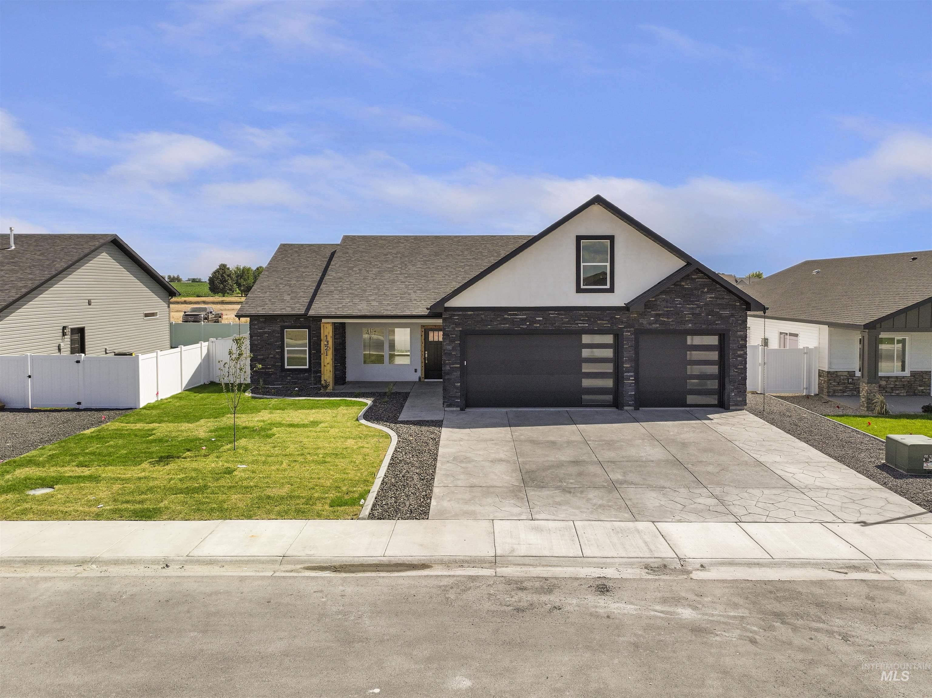 1321 18th Ave E, Jerome ID 83338