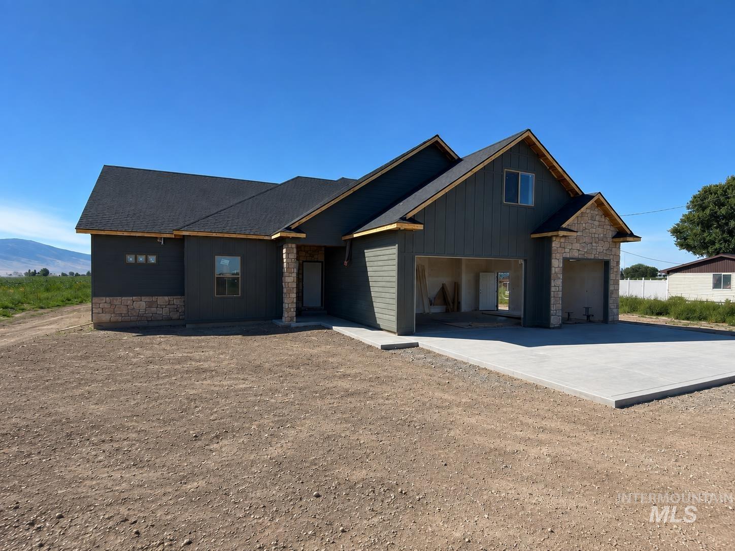 113 E 300 S, Burley ID 83318