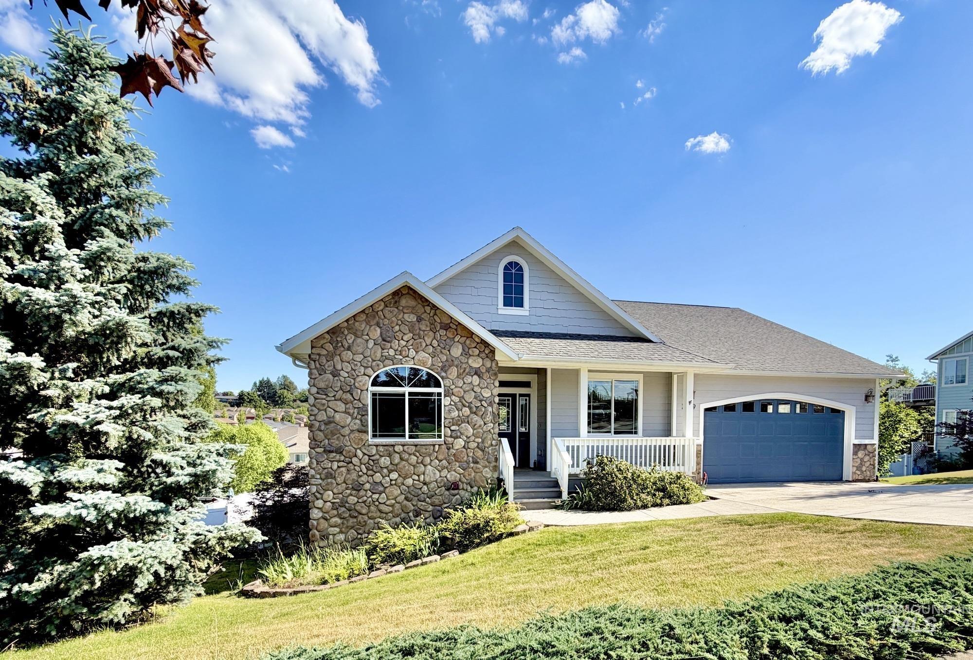 2309 Cambridge Ct., Moscow ID 83843