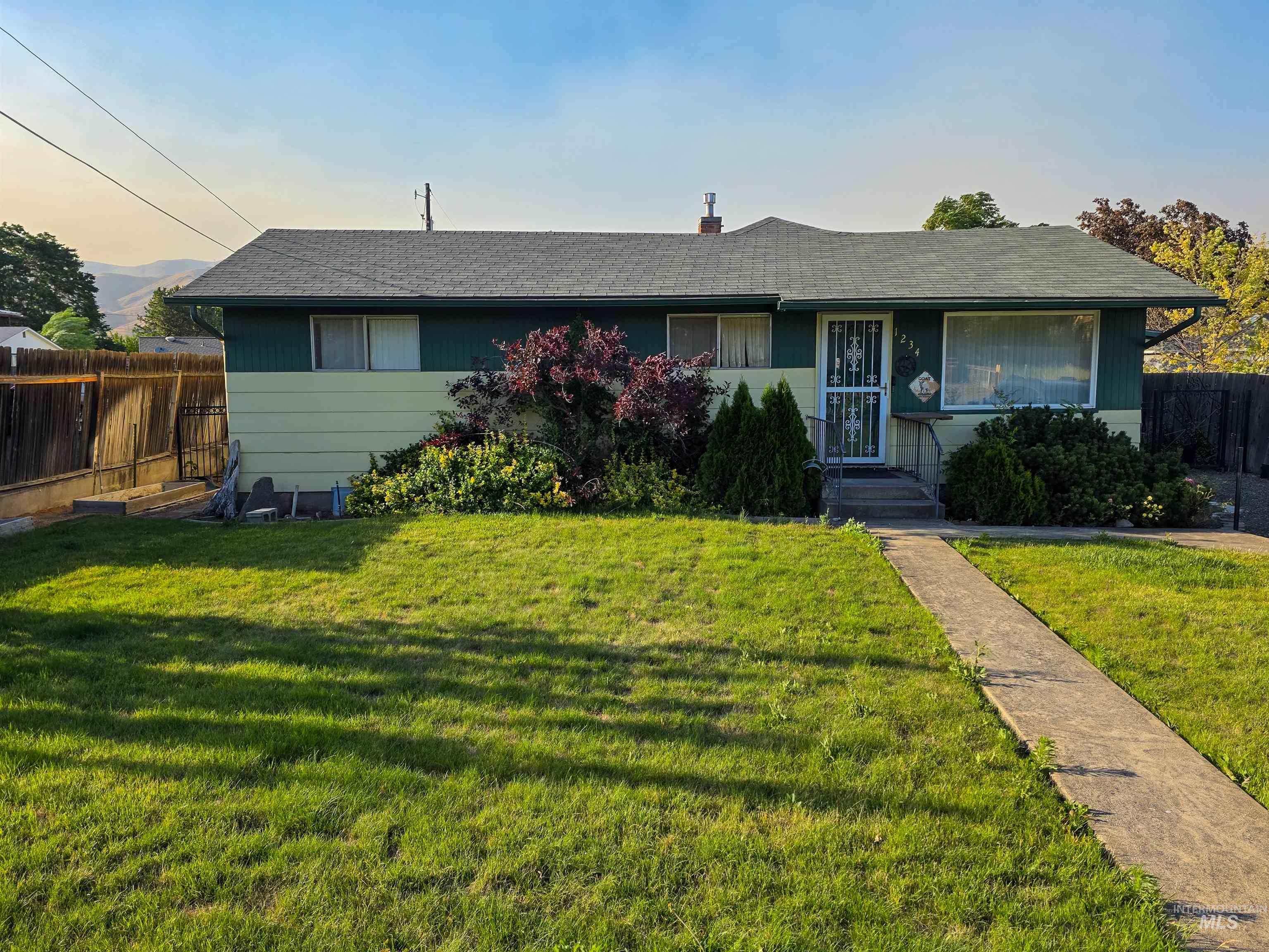 1234 Libby St., Clarkston WA 99403