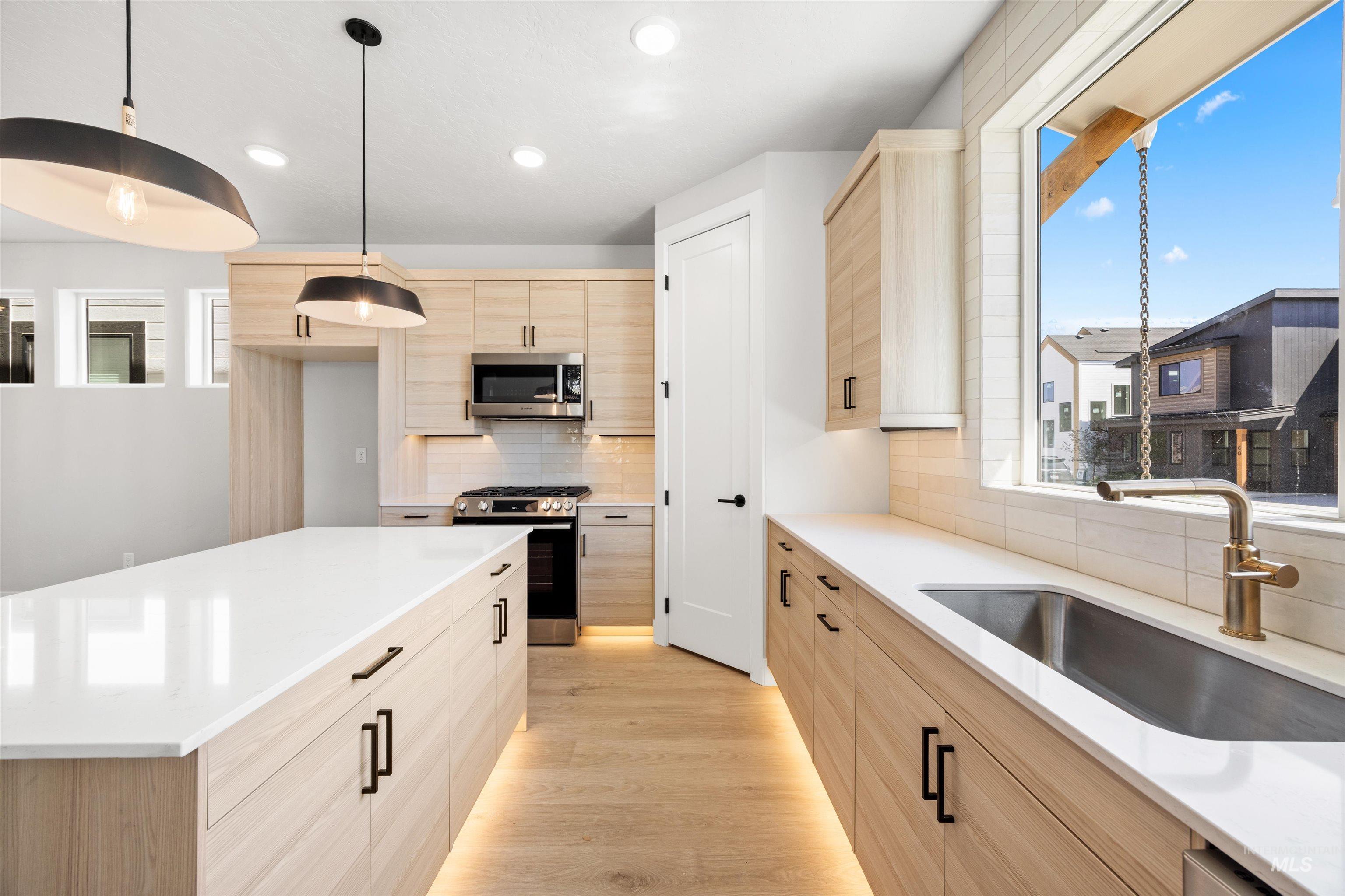 45 N Feather Reed Ave., Meridian ID 83642