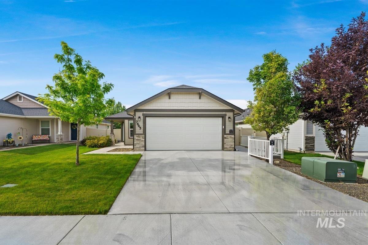 7645 E Declaration Dr., Nampa ID 83687