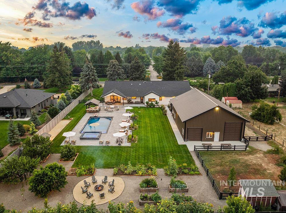 1726 N Ballantyne Ln, Eagle ID 83616