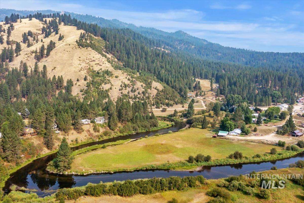 23 Timber Lane, Garden Valley ID 83622